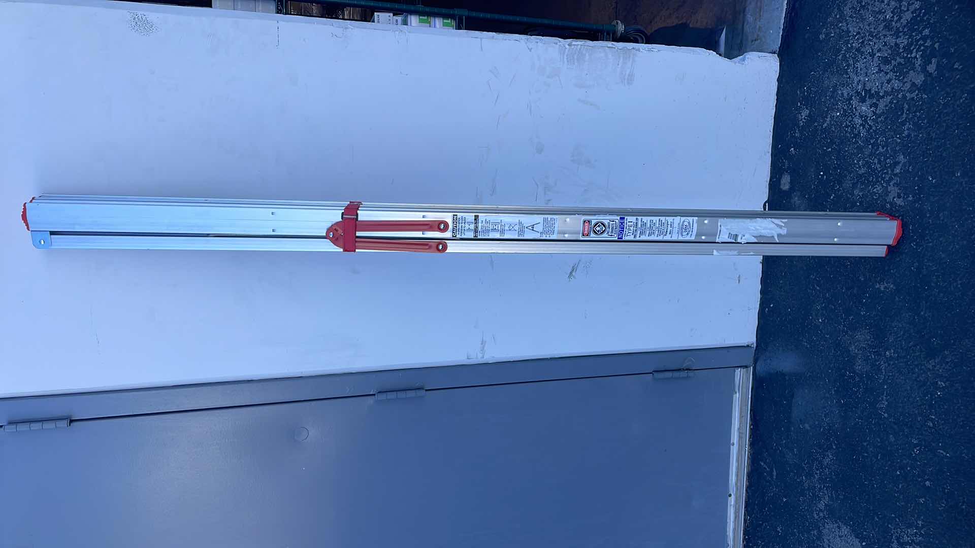 Photo 1 of TELESTEPS 6’ STEPLADDER TYPE 1 HEAVYDUTY MODEL600FLS