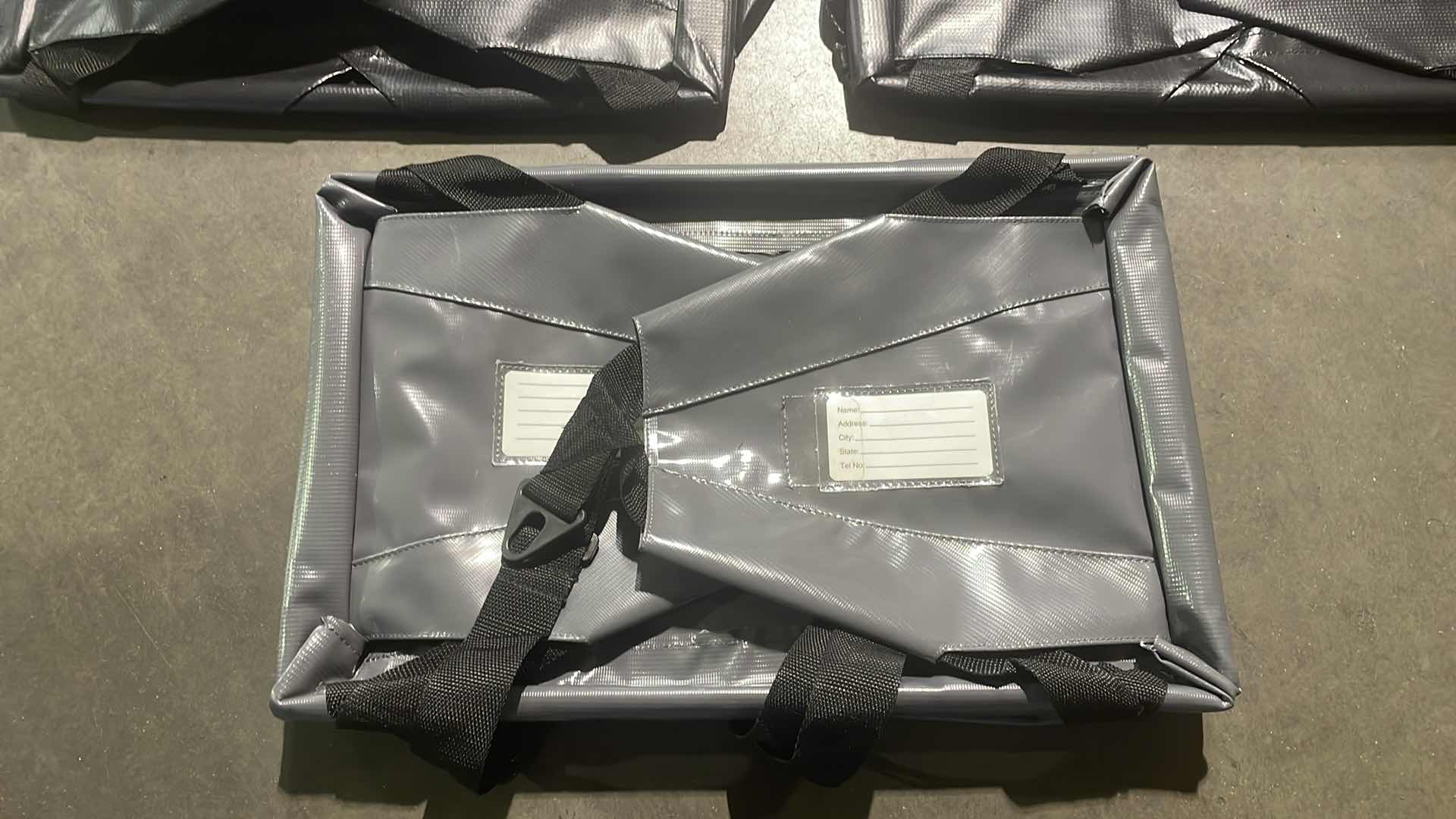 Photo 1 of USGI MILITARY COLLAPSIBLE
PORTABLE SLING SINK TIP FLIP
PROOF RECTANGLE 1 GRAY, 2 BLACK