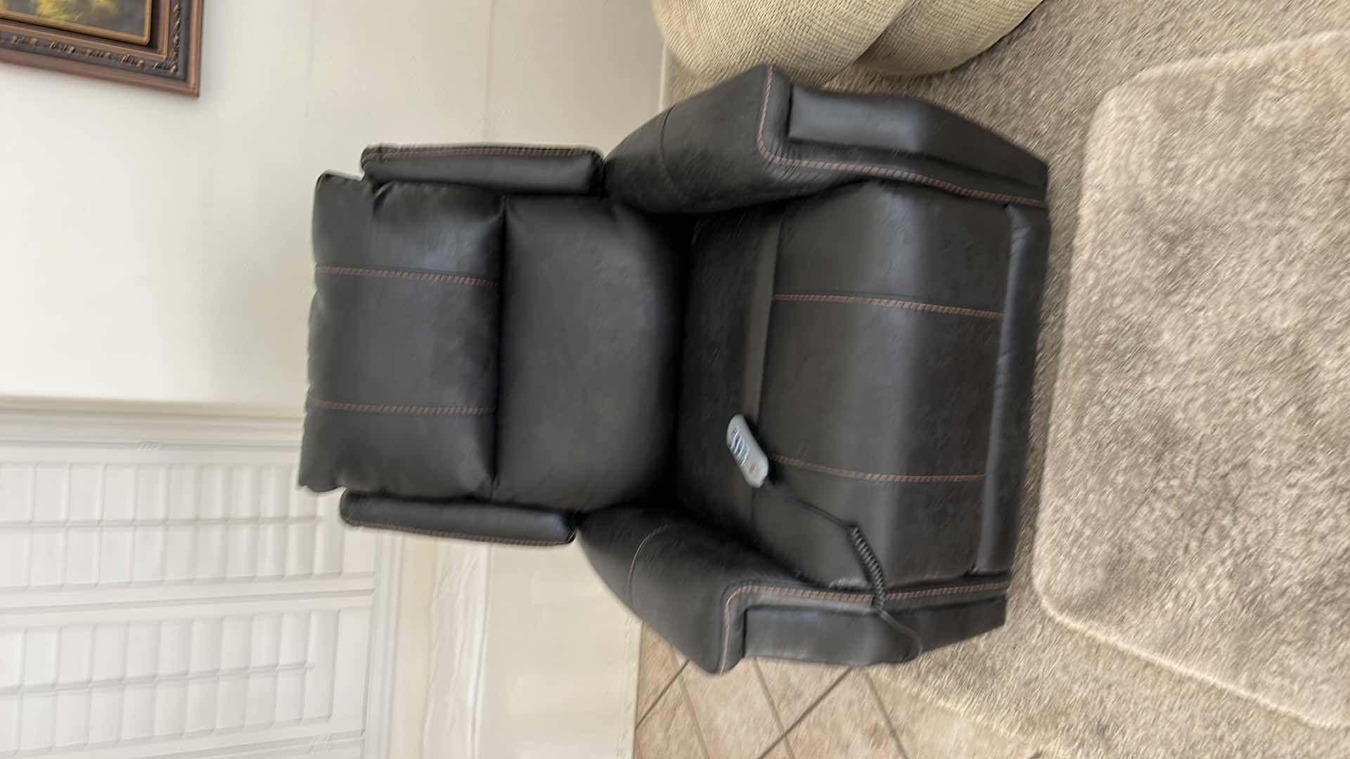 Photo 1 of LIFTING RISING LOUNGE CHAIR