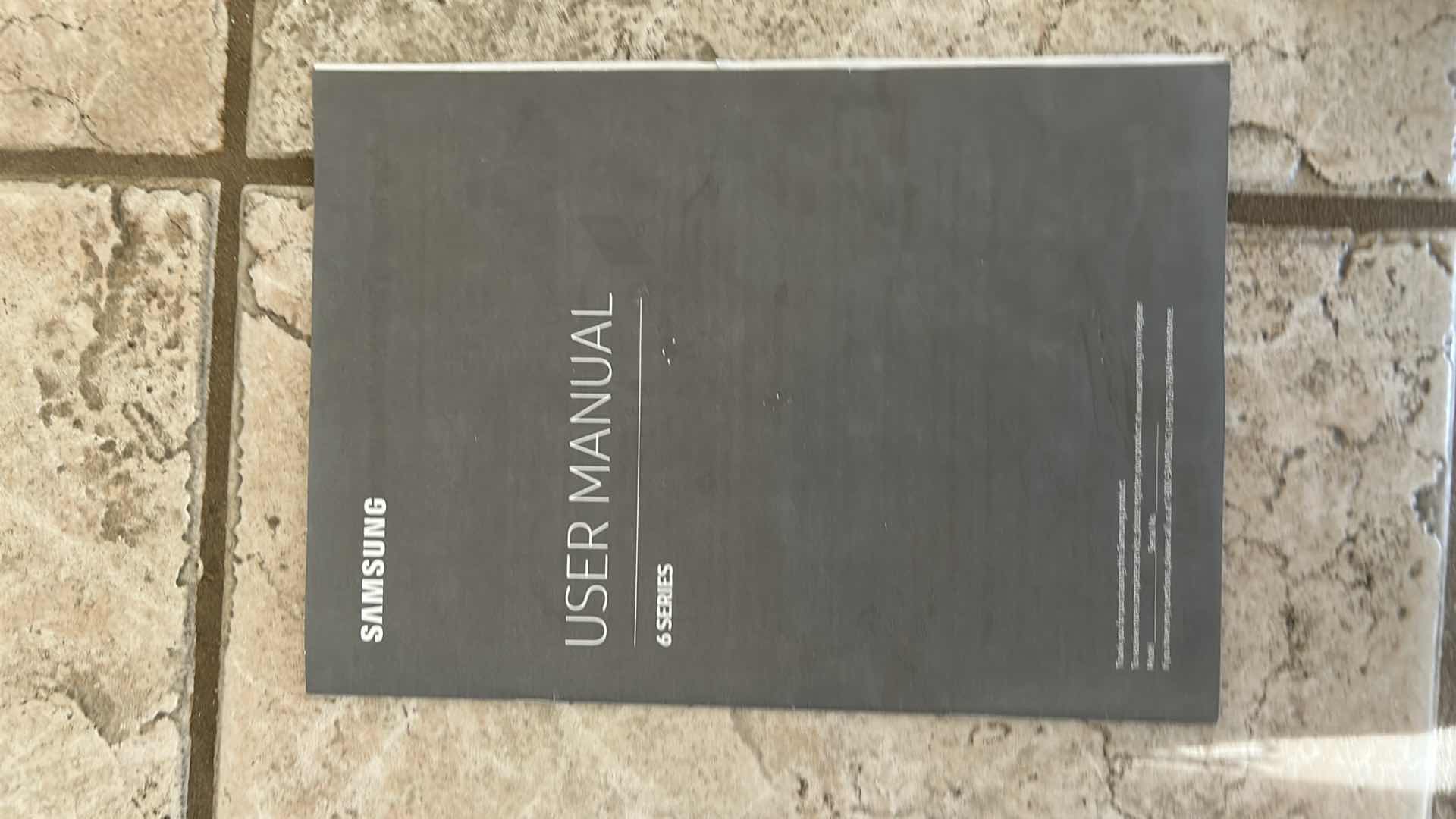 Photo 3 of 39” SAMSUNG TV