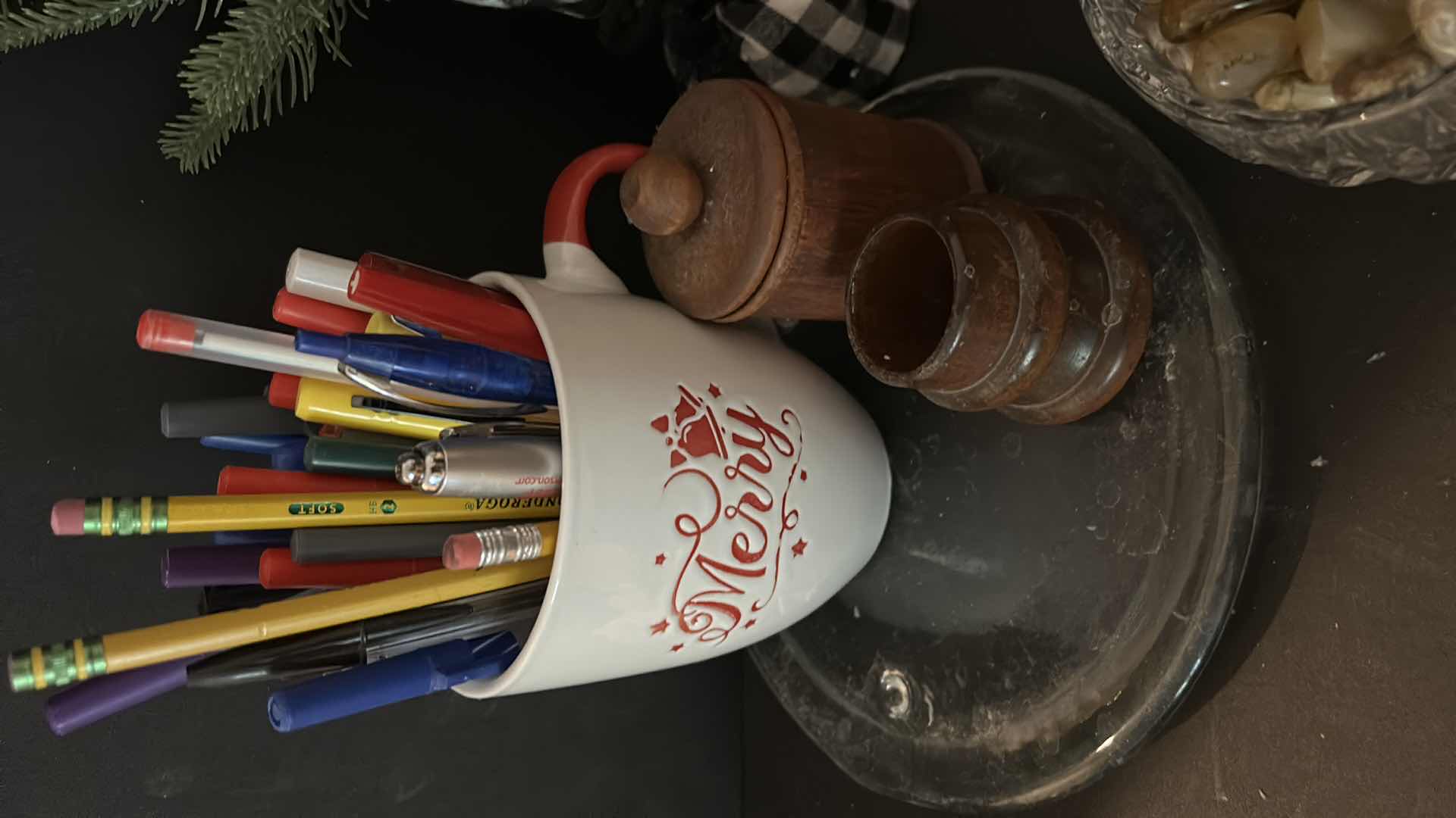 Photo 3 of MISC KITCHEN ITEMS AND HOME DECOR