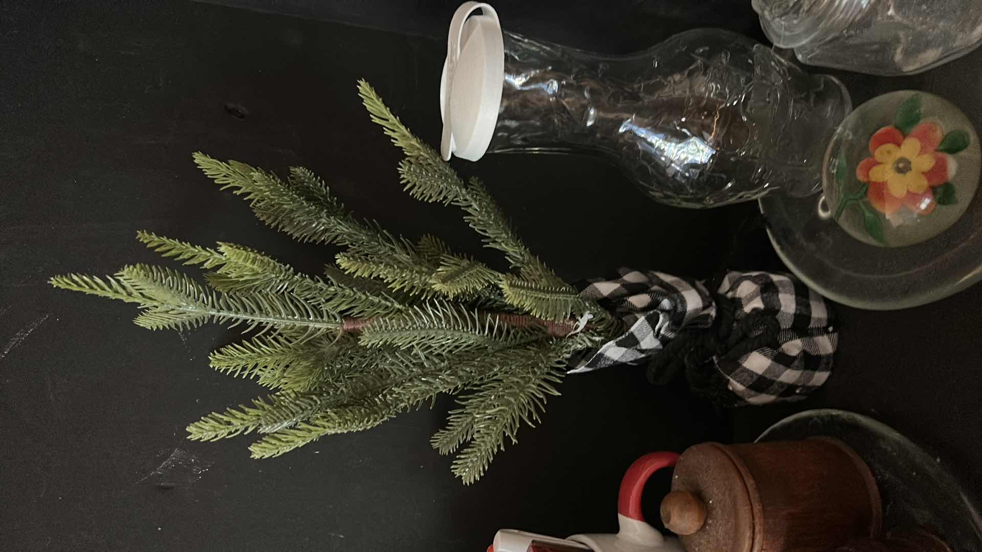 Photo 7 of MISC KITCHEN ITEMS AND HOME DECOR