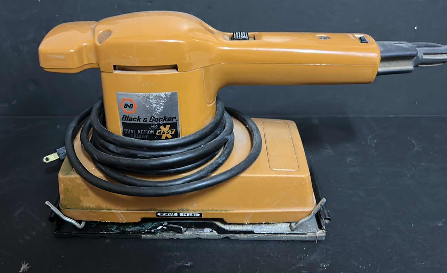 Photo 1 of BLACK AND DECKER SANDER