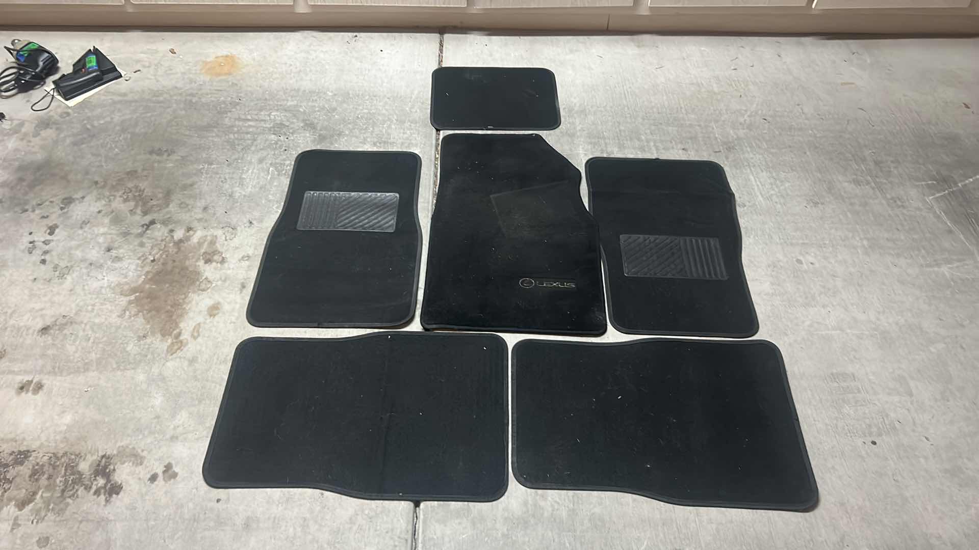 Photo 1 of CAR MATS