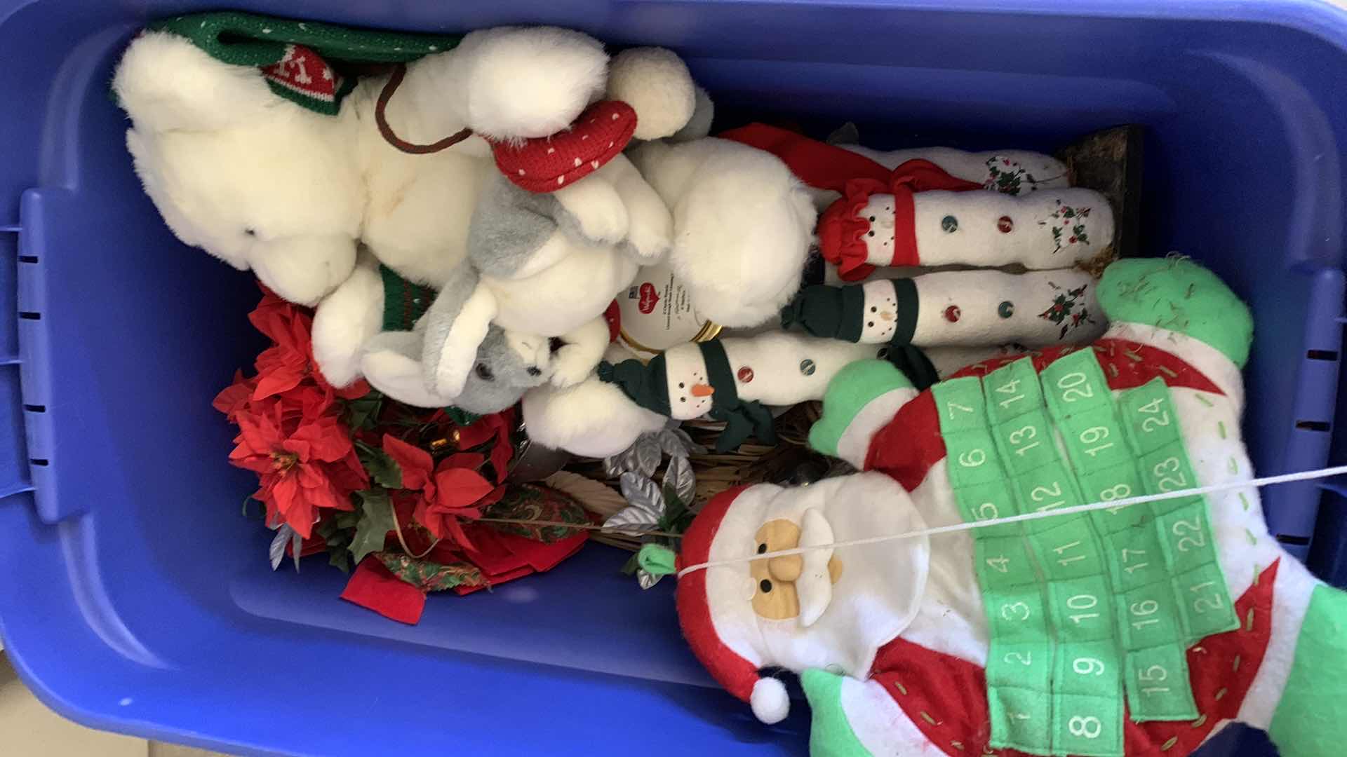 Photo 1 of CHRISTMAS DECOR