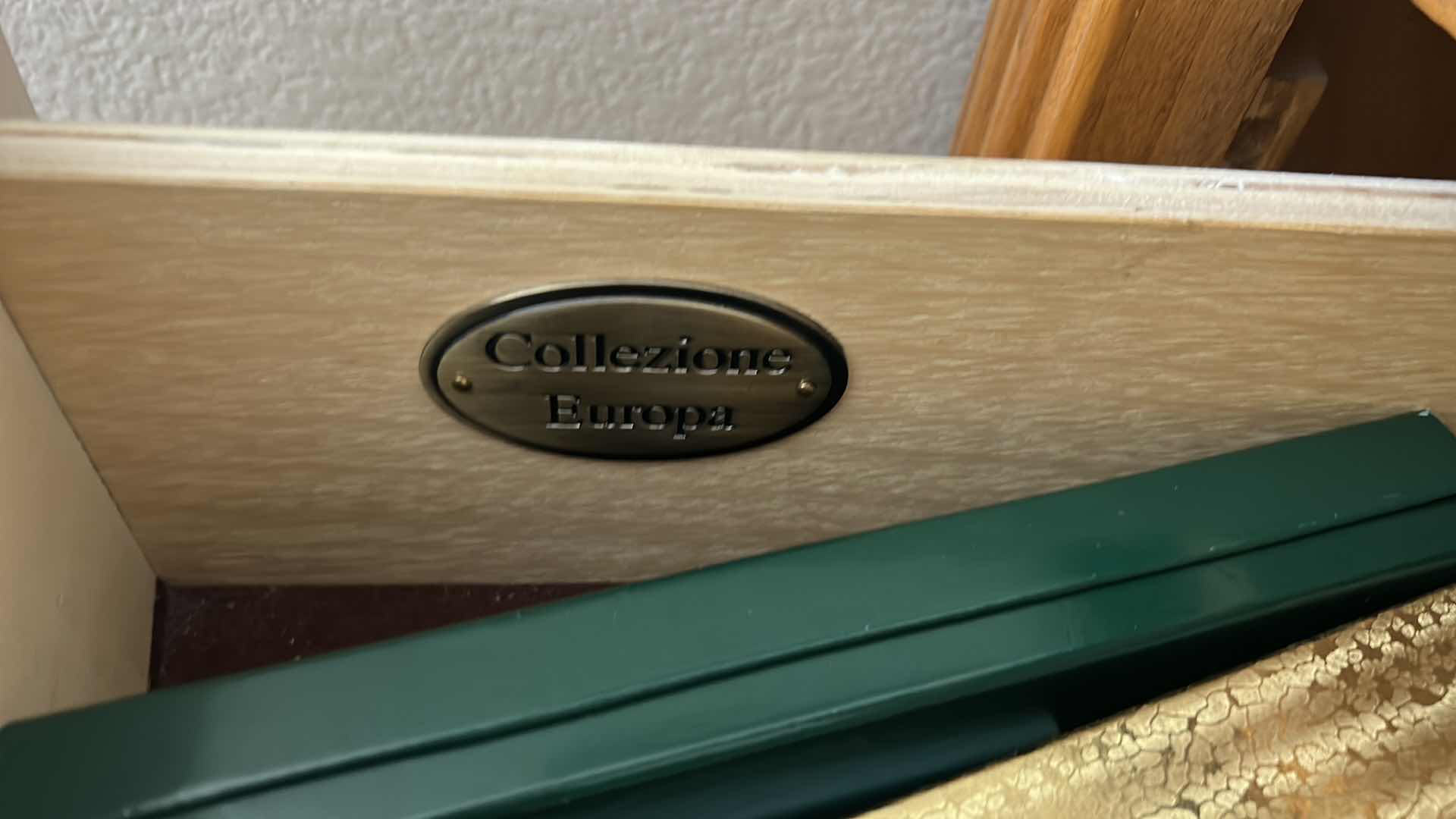 Photo 1 of CALLEZIONE EUROPA WOOD DRESSER & MIRROR 68” x 21” x H40”