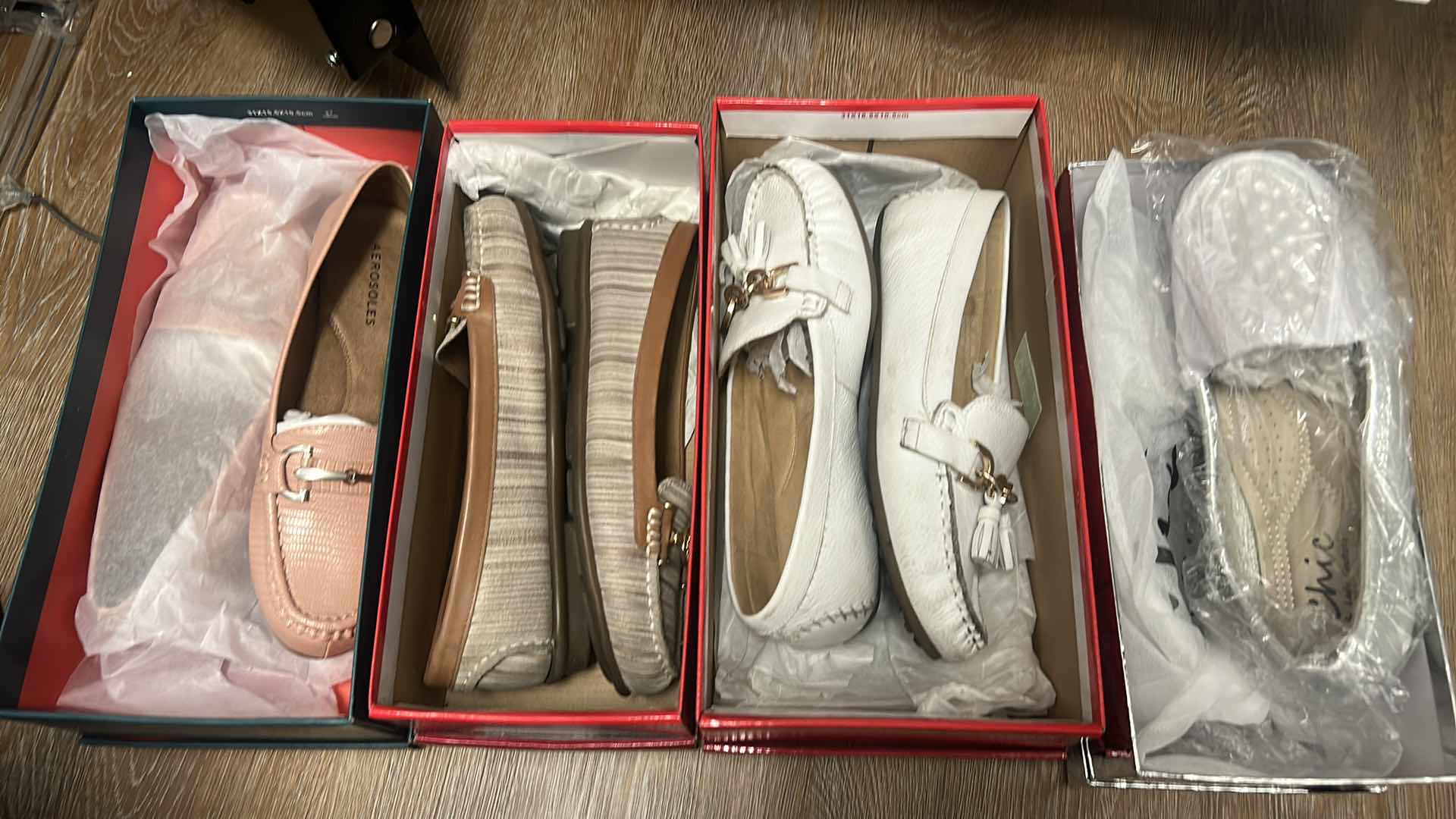 Photo 1 of 4 PAIRS WOMENS SHOES SIZE 7.5