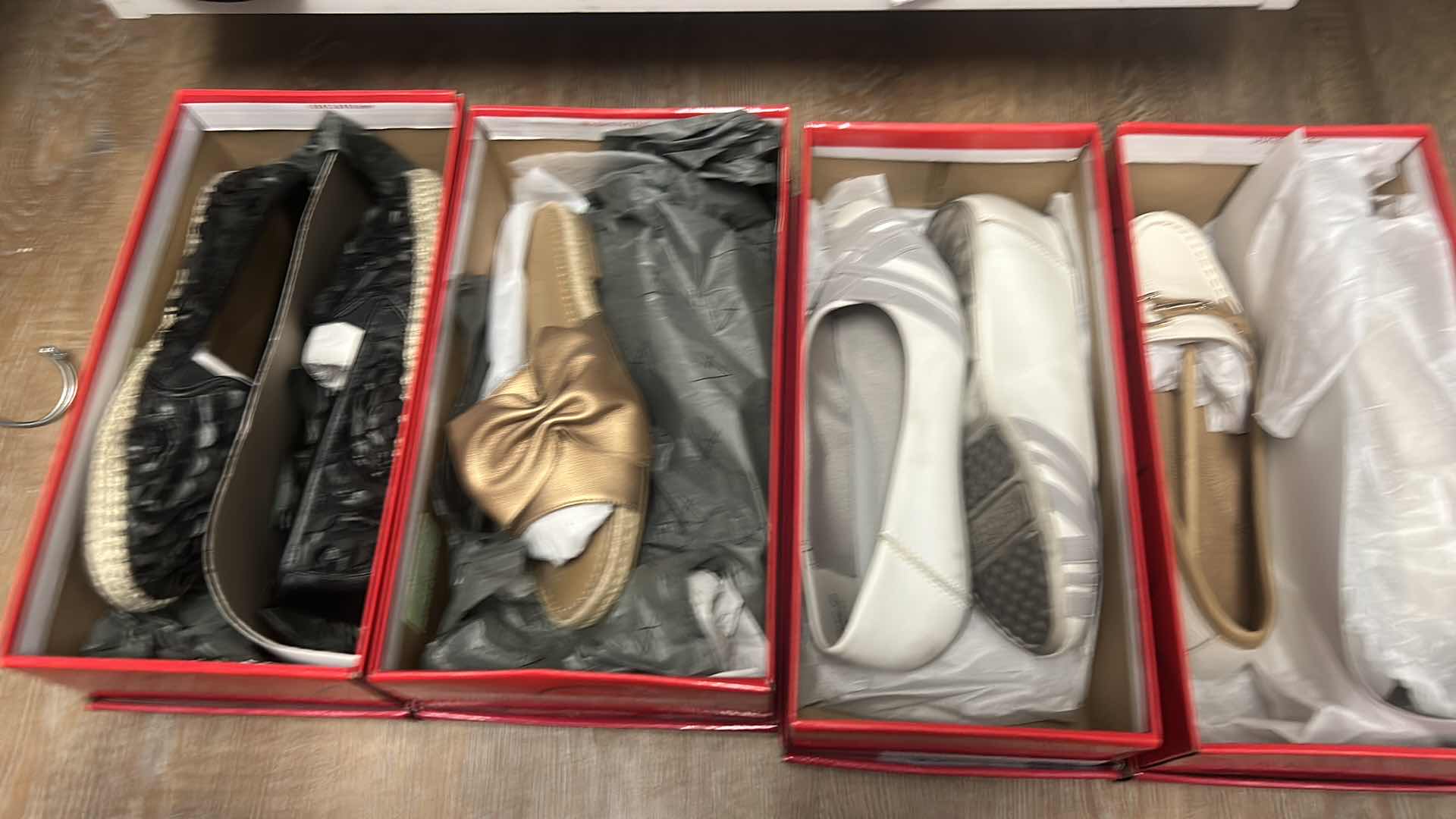 Photo 6 of 4 PAIRS WOMENS SHOES SIZE 7.5