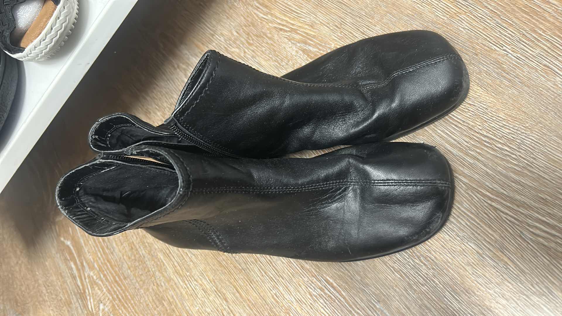 Photo 1 of 8 PAIRS WOMENS SHOES AND SLIPPERS