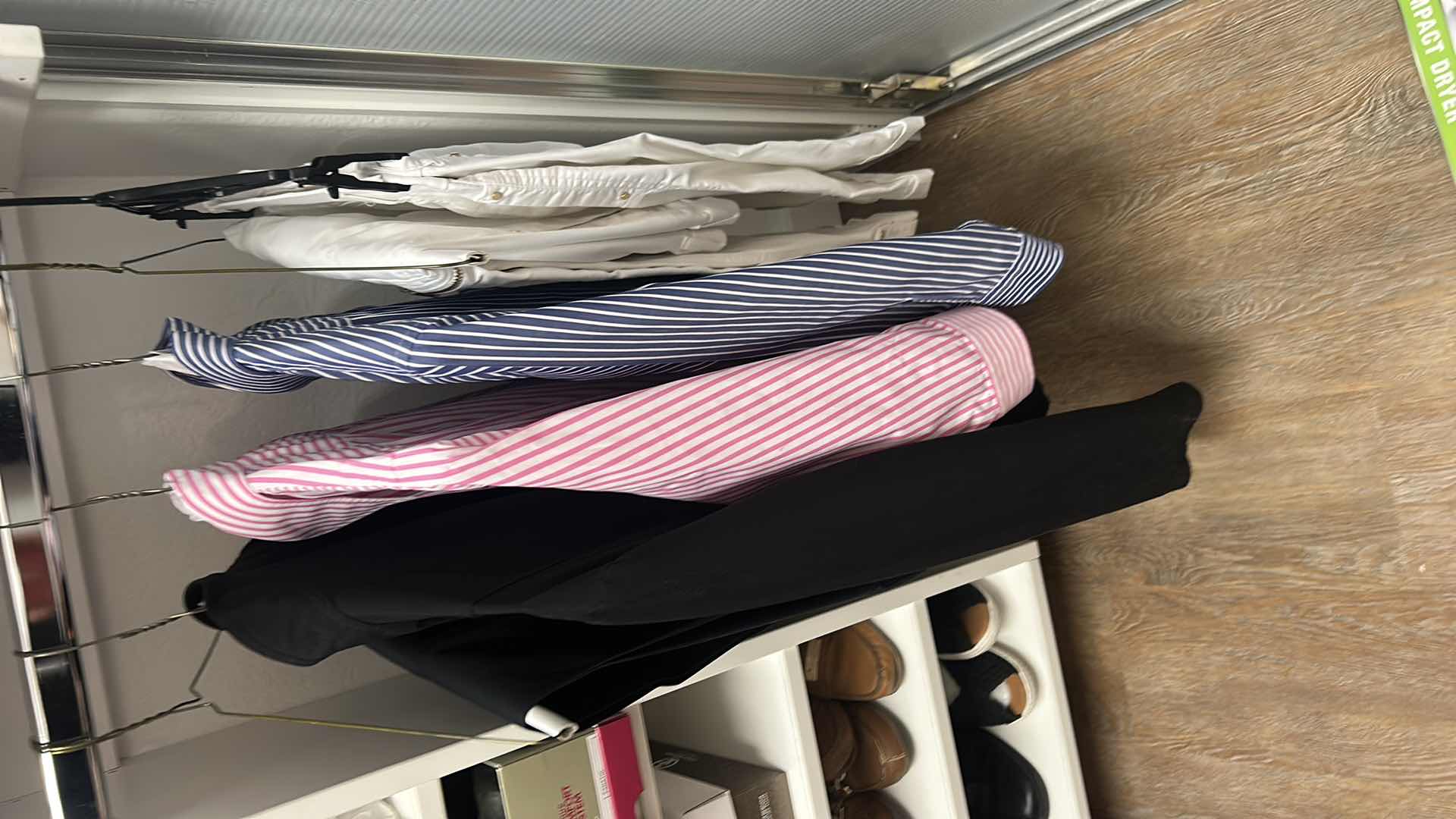 Photo 14 of 6 PIECES WOMENS CLOTHING INCLUDING RALPH LAUREN AND MORE SIZE S-M