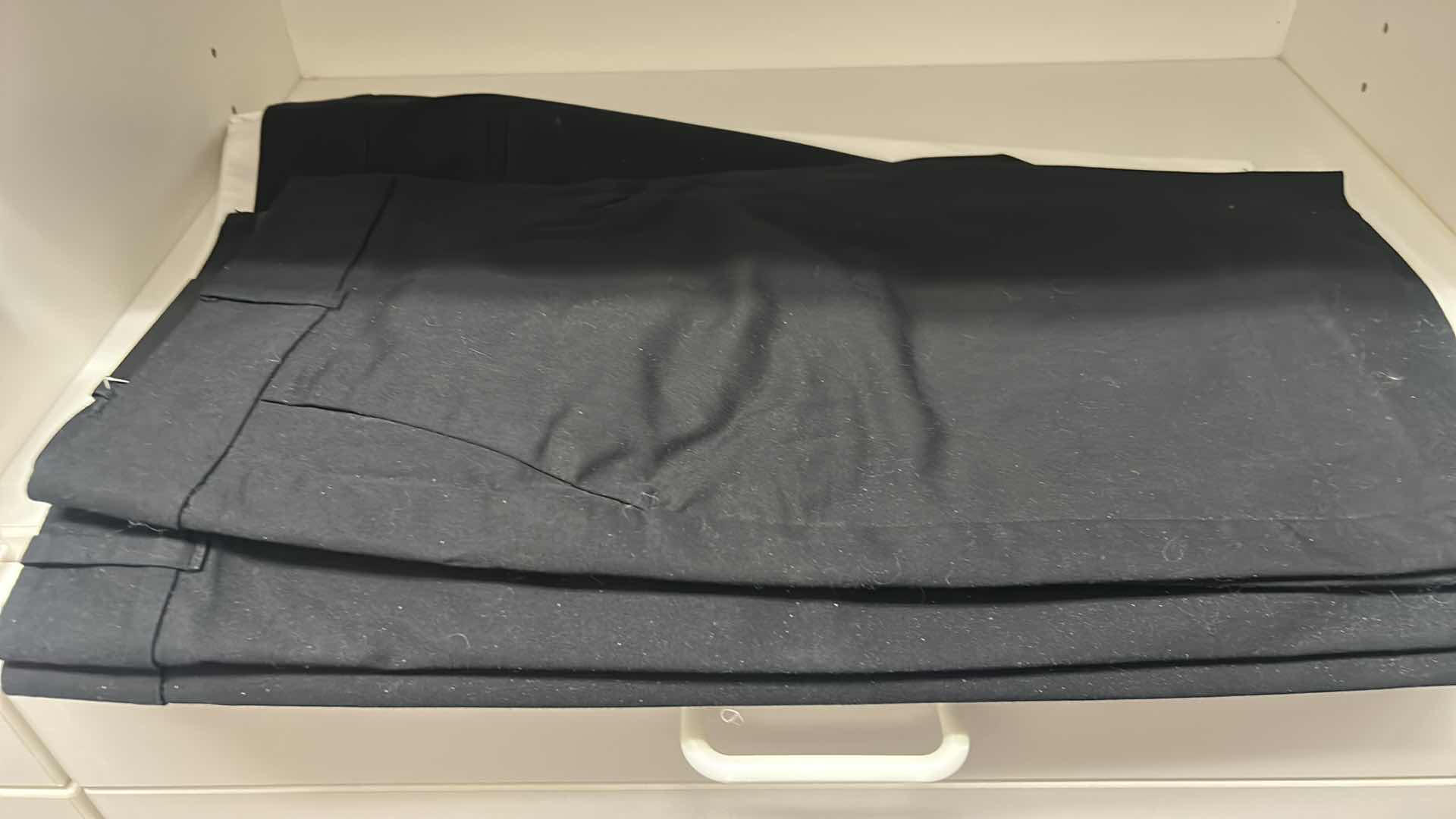 Photo 1 of 6 PAIRS WOMENS DRESSY SHORTS SOME NEW