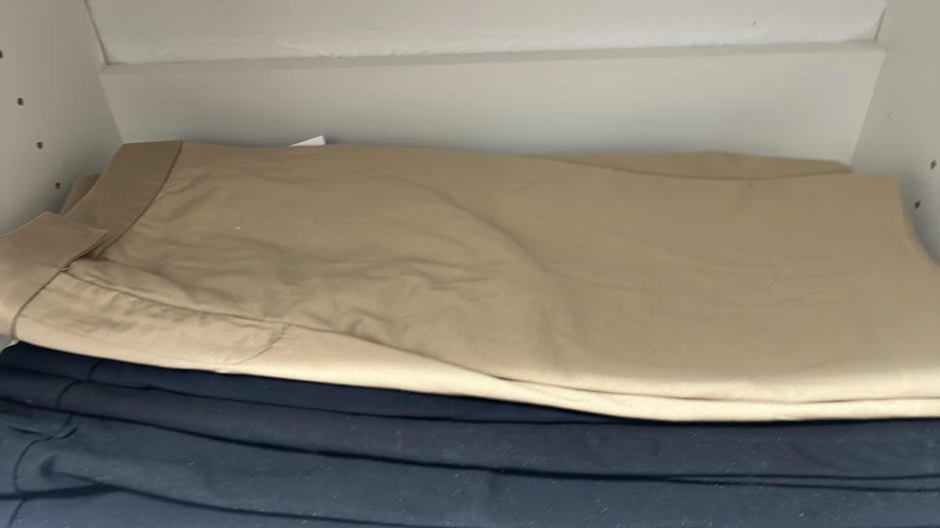 Photo 1 of 6 PAIRS WOMENS DRESSY SHORTS SOME NEW