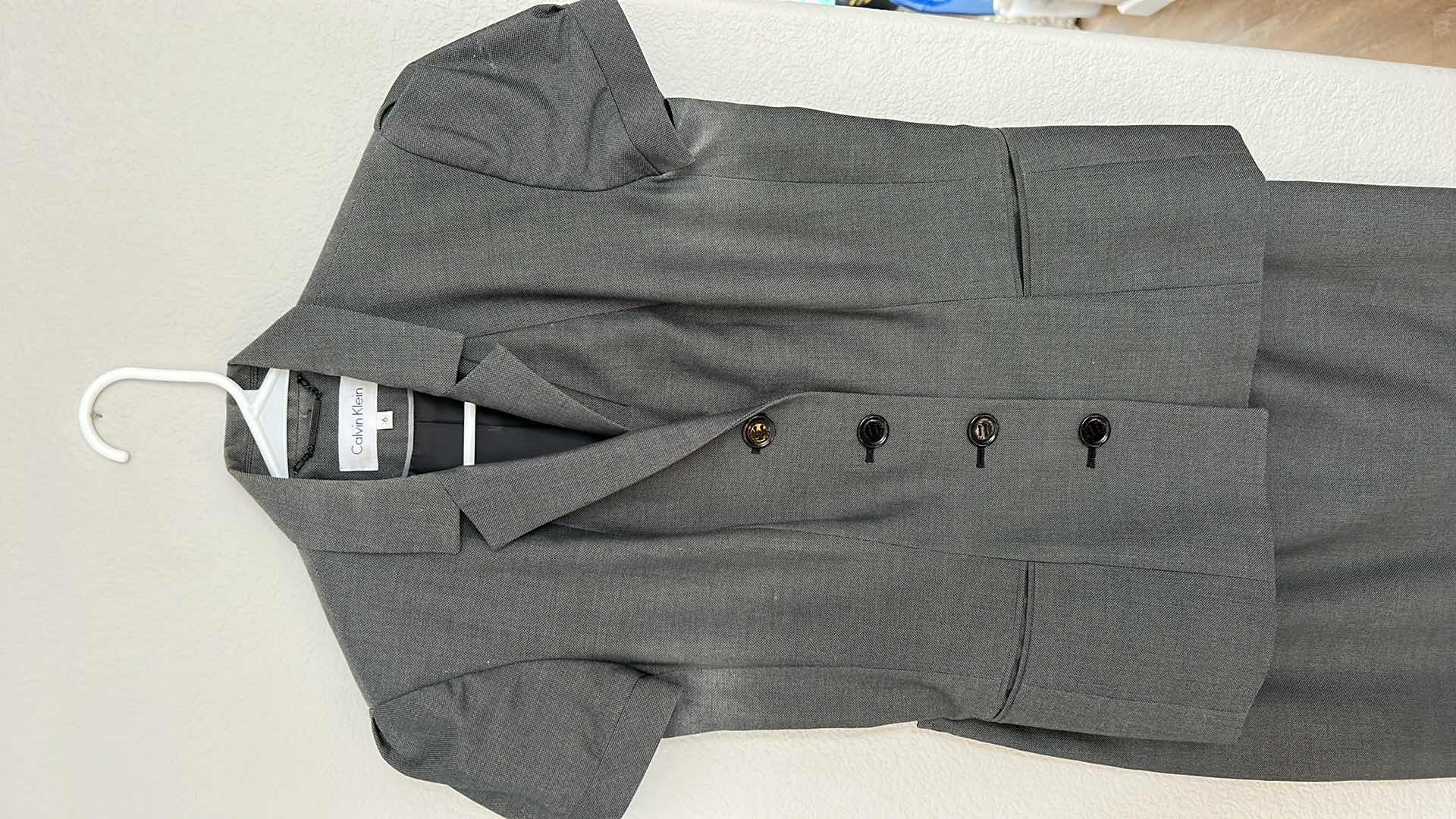 Photo 1 of CALVIN KLEIN 2 PC SET SIZE 6