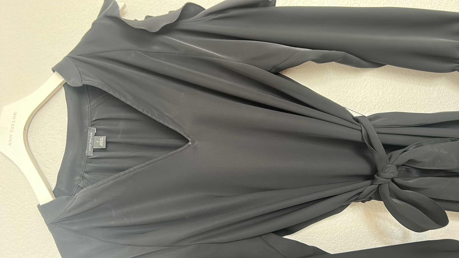 Photo 1 of ANN TAYLOR FLUTTER SLEEVE BLACK DRESS SIZE S