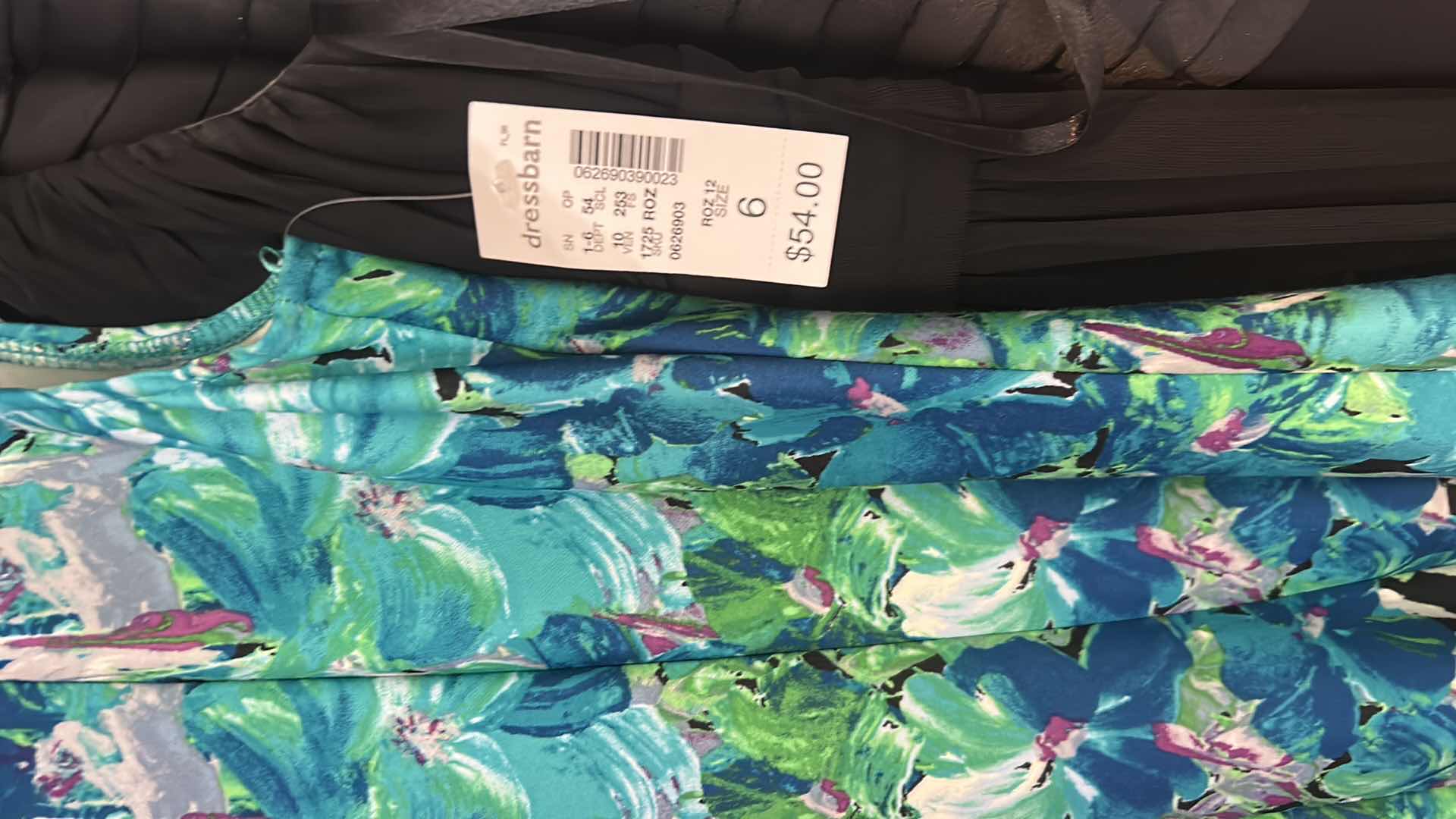 Photo 1 of 4 WOMENS DRESSES SIZE S