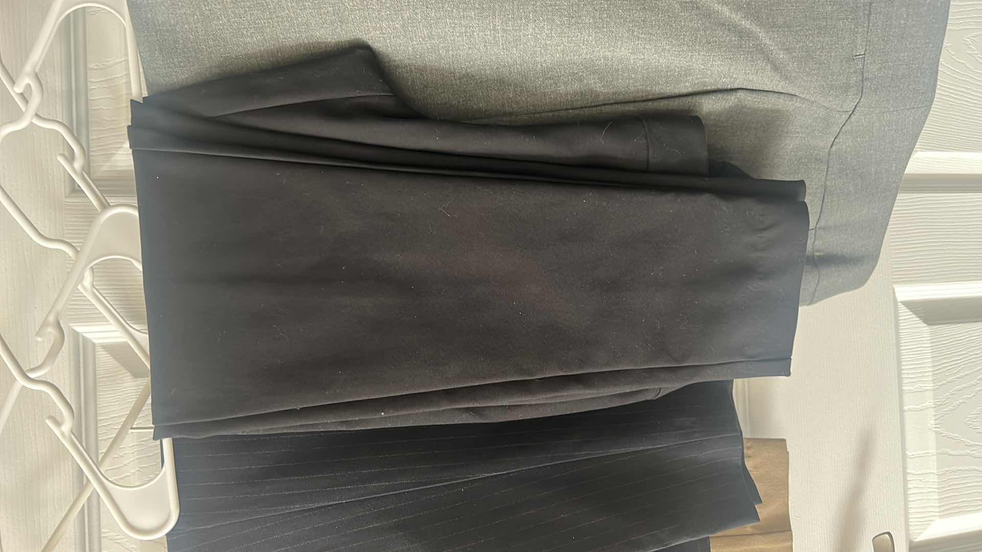 Photo 1 of 5 PAIRS WOMENS PANTS SIZE 6 TALBOTS AND ANN TAYLOR