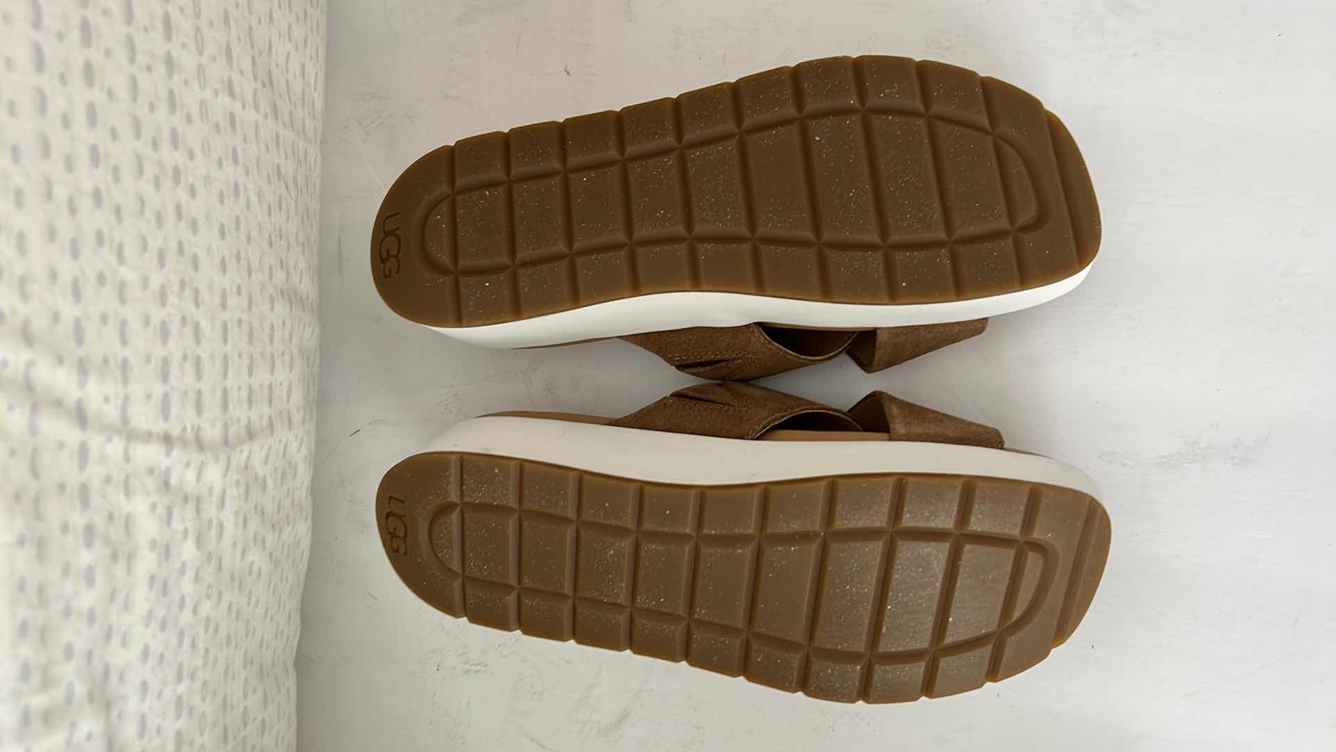 Photo 1 of 2 PAIR WOMENS SHOES UGG EMILY SIZE 7 LISA ROSE SNAKE PRINT SIZE 7