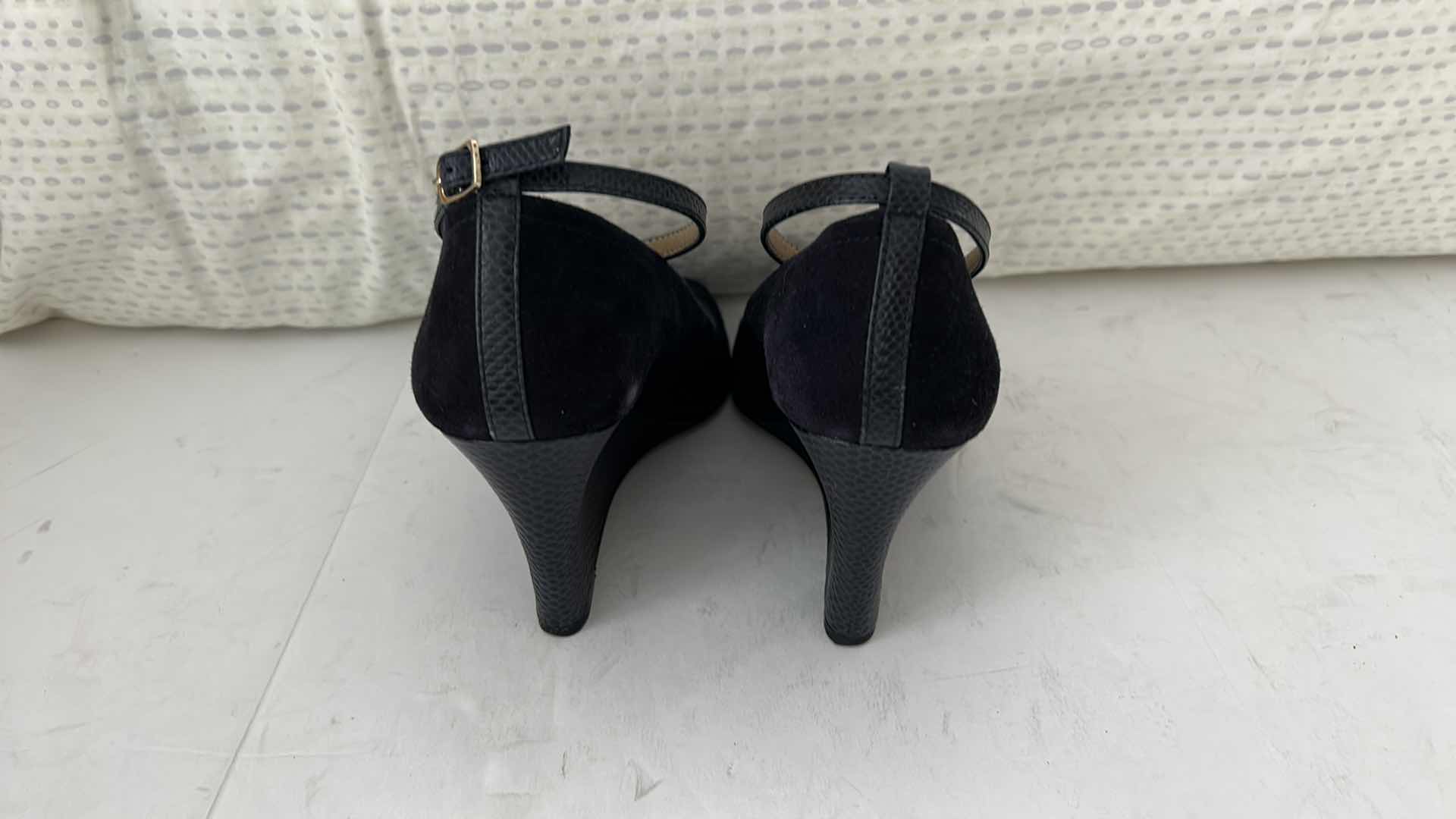 Photo 1 of 2 PAIR WOMENS SHOES MICHAEL KORS SIZE 7 AND ANN TAYLOR SIZE 6.5