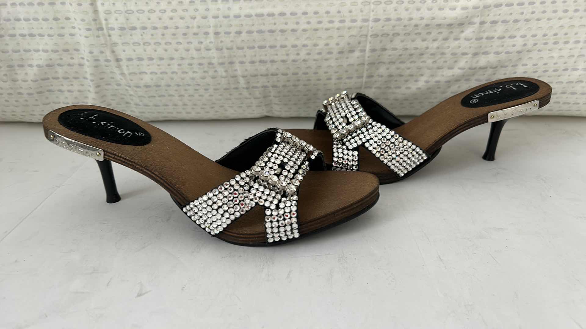 Photo 1 of B.B. SIMON SHOES SIZE 7