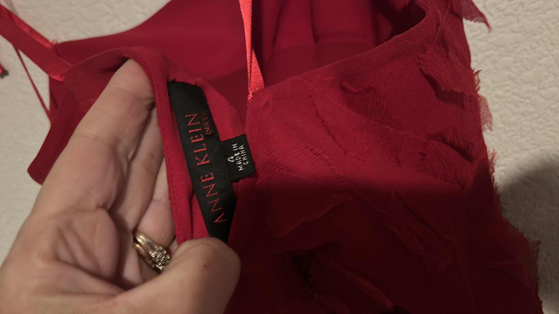 Photo 1 of ANNE KLEIN RED FORMAL LONG DRESS SIZE 4