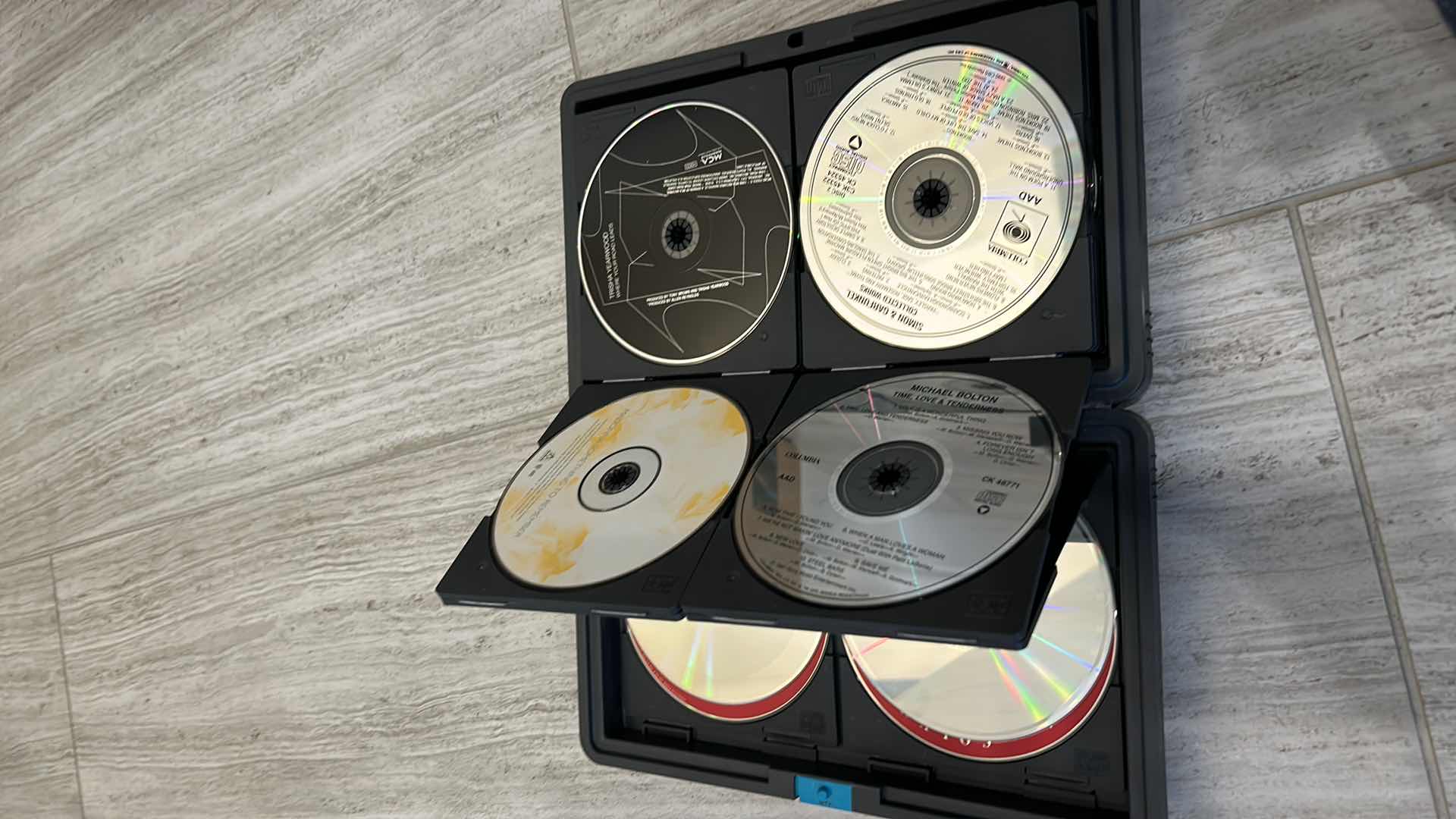 Photo 1 of BOX FULL OF CD’s