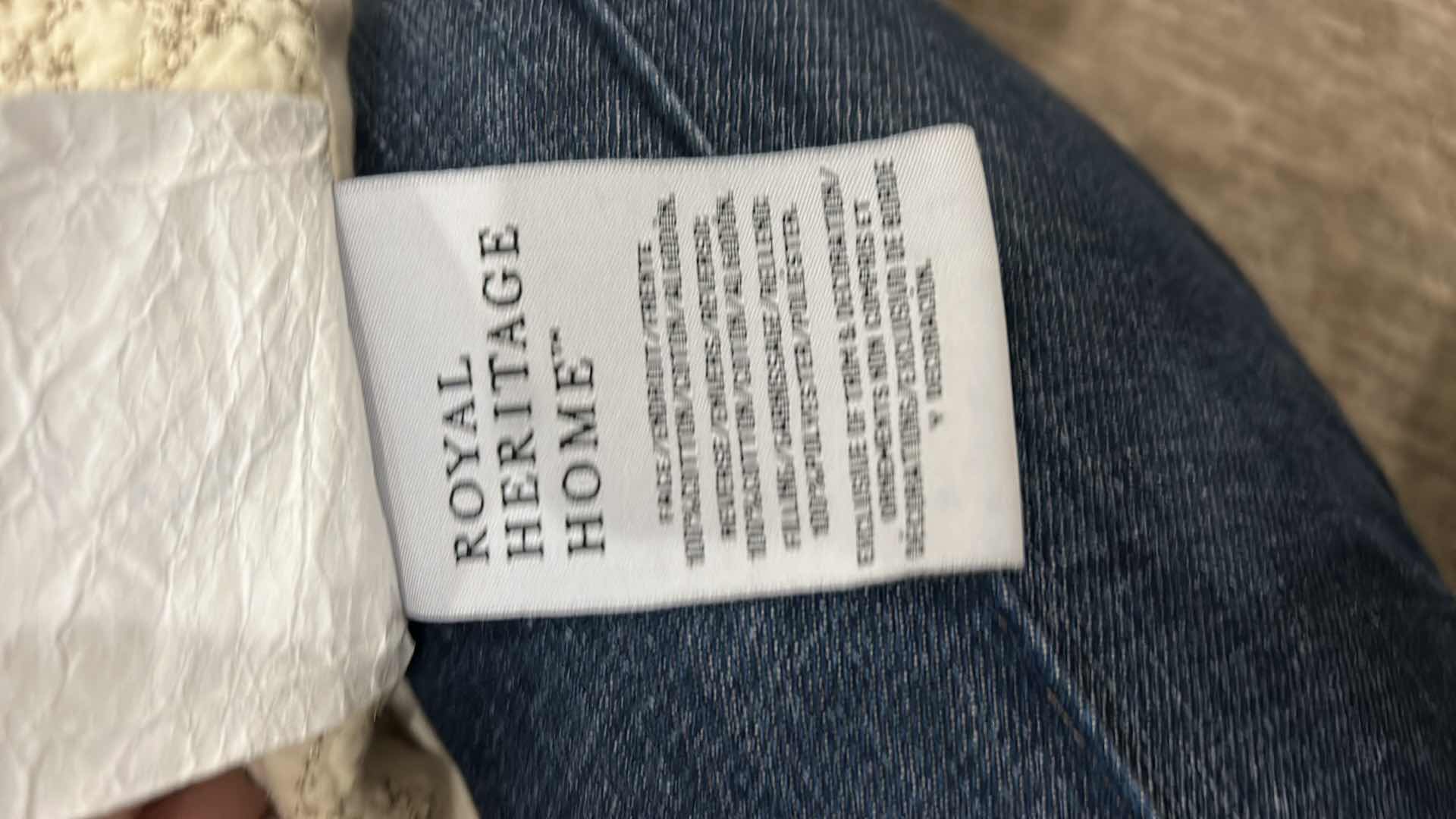 Photo 1 of ROYAL HERITAGE HOME 100% COTTON QUEEN COMFORTER, WAMSUTTA DREAM ZONE SHEET SET AND DUST RUFFLE ( ALL ELSE SOLD SEPARATELY)