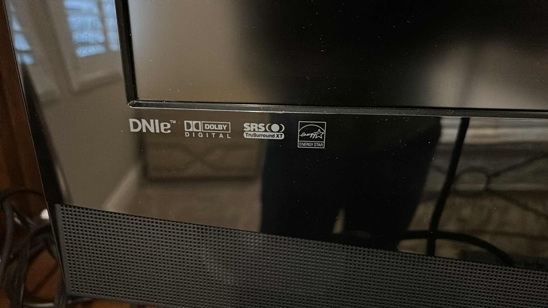 Photo 1 of 31” SAMSUNG TV WITH REMOTE