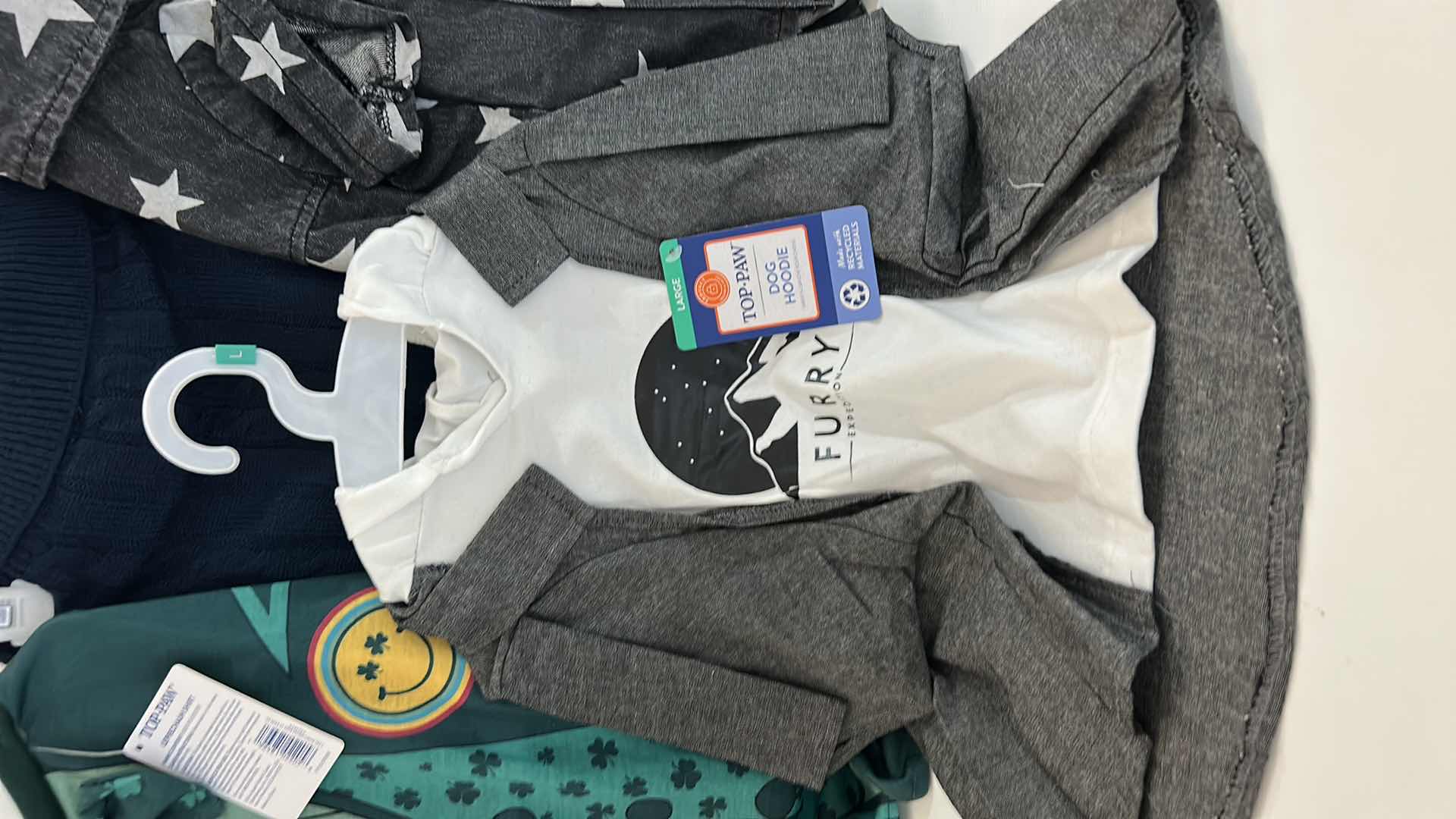 Photo 4 of 8 PIECES NEW TOP PAW DOG CLOTHING & ACCESSORIES ASSORTMENT $65 SIZE LARGE