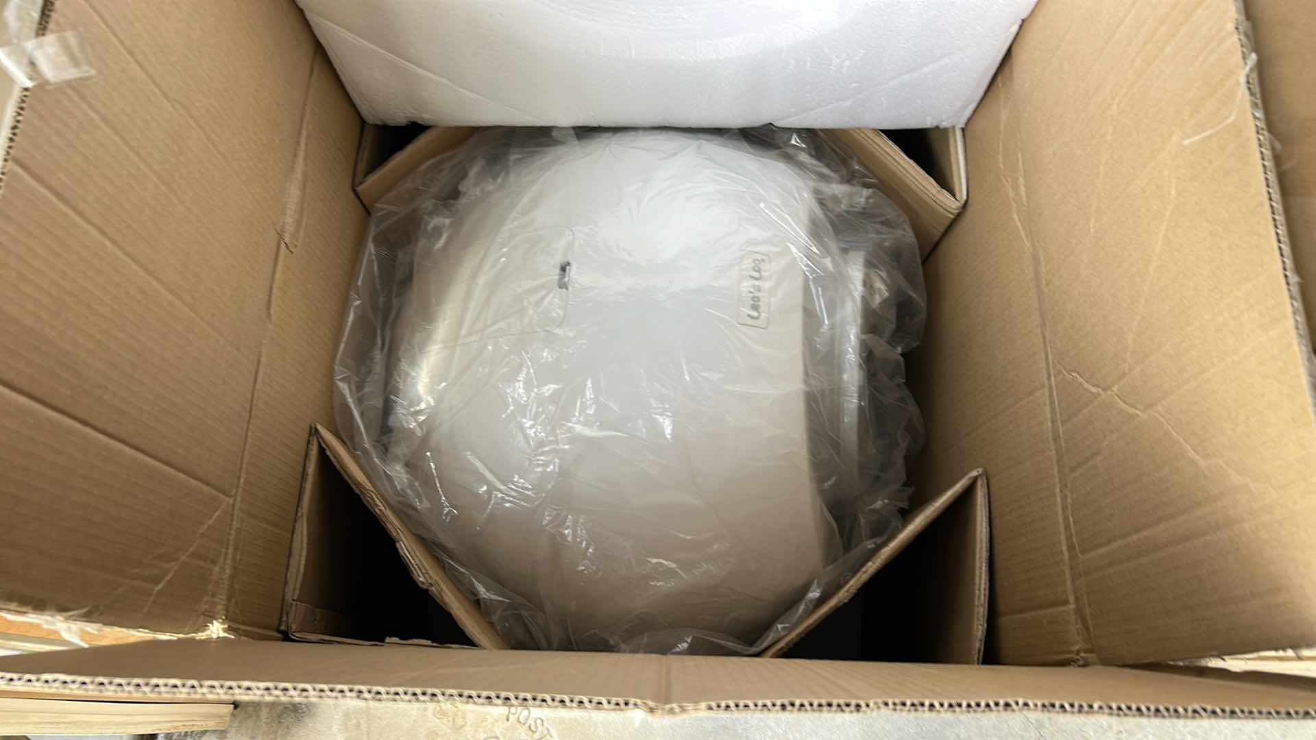 Photo 1 of NEW LEO'S LOO AUTOMATIC SELF CLEANING LITTER MACHINE