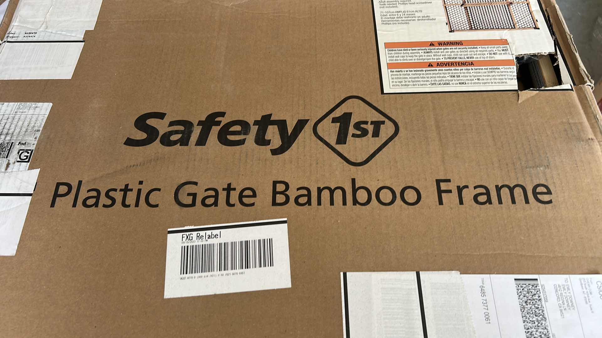 Photo 1 of NEW PLASTIC GATE BAMBOO FRAME