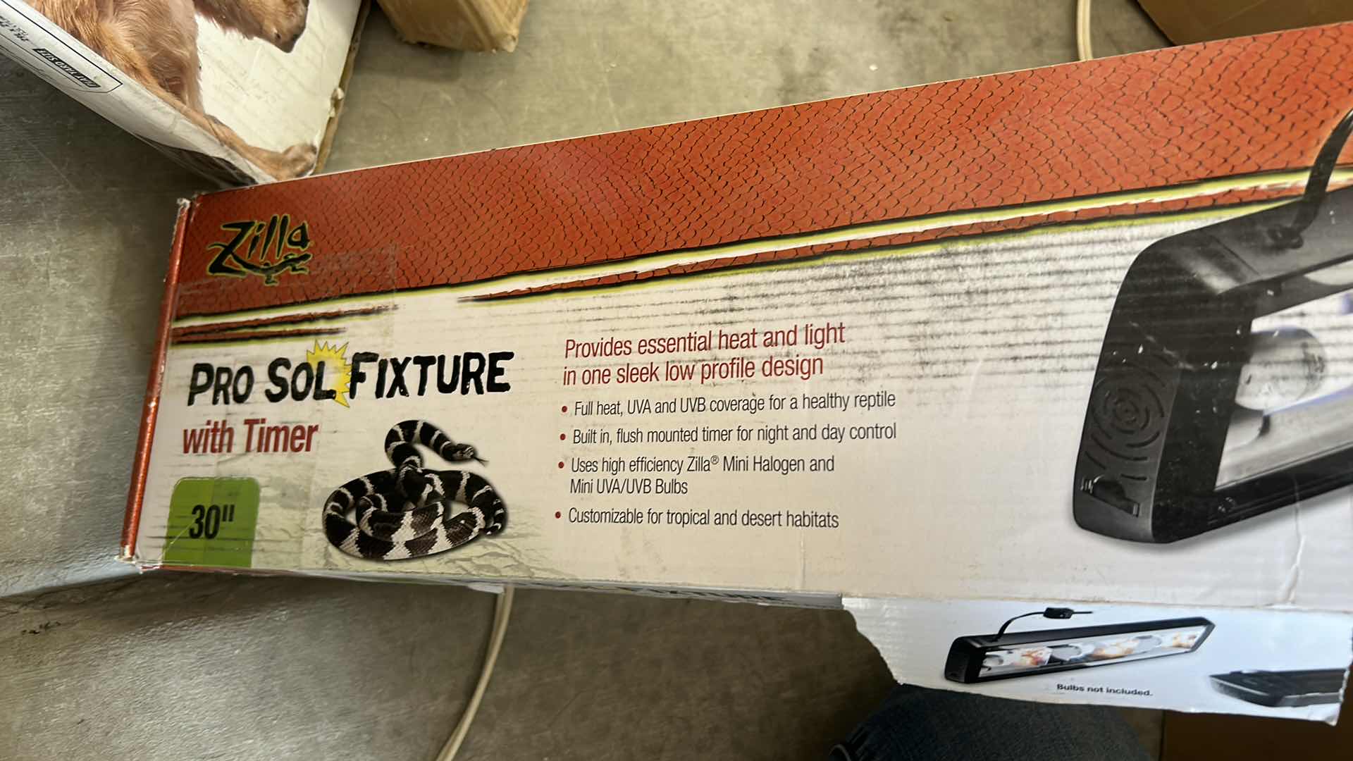 Photo 1 of NEW PRO SOL FIXTURE WITH TIMER