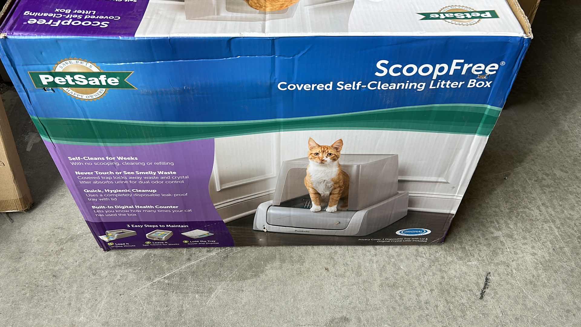 Photo 1 of NEW SCOOP FREE COVERED SELF CLEANING LITTER BOX