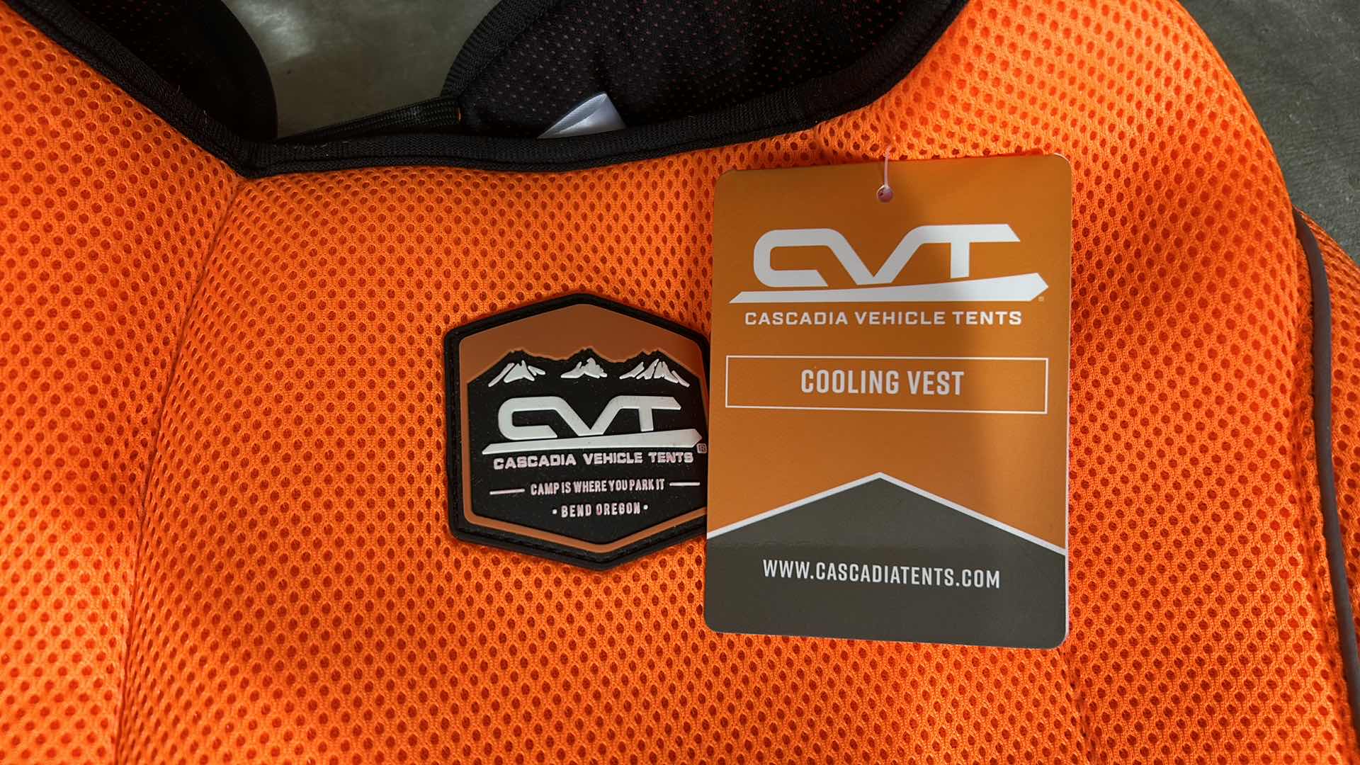 Photo 1 of 2 NEW DOG COOLING VESTS SIZE XXL