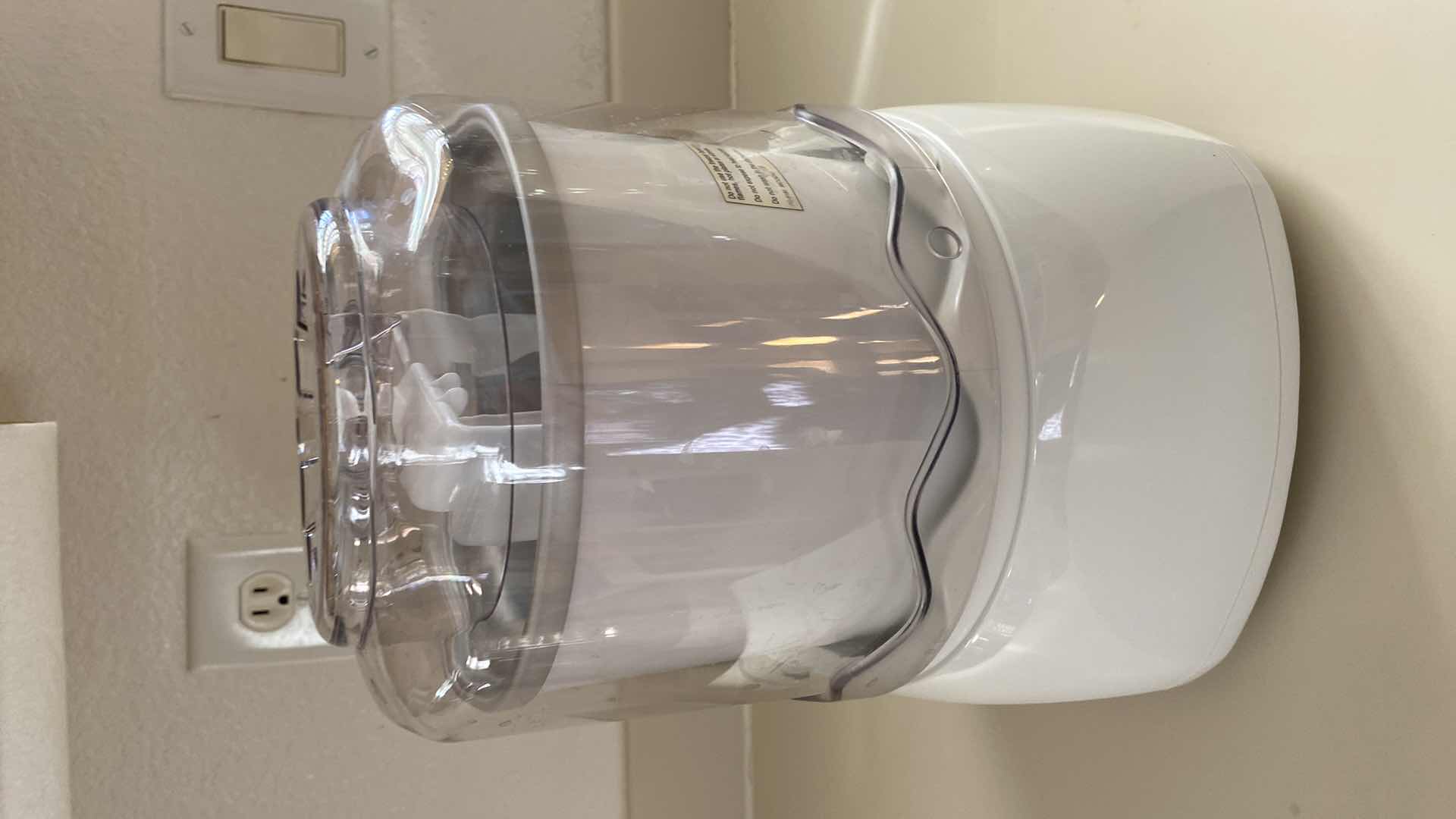 Photo 1 of CUISINART FROZEN YOGURT ICE CREAM MAKER