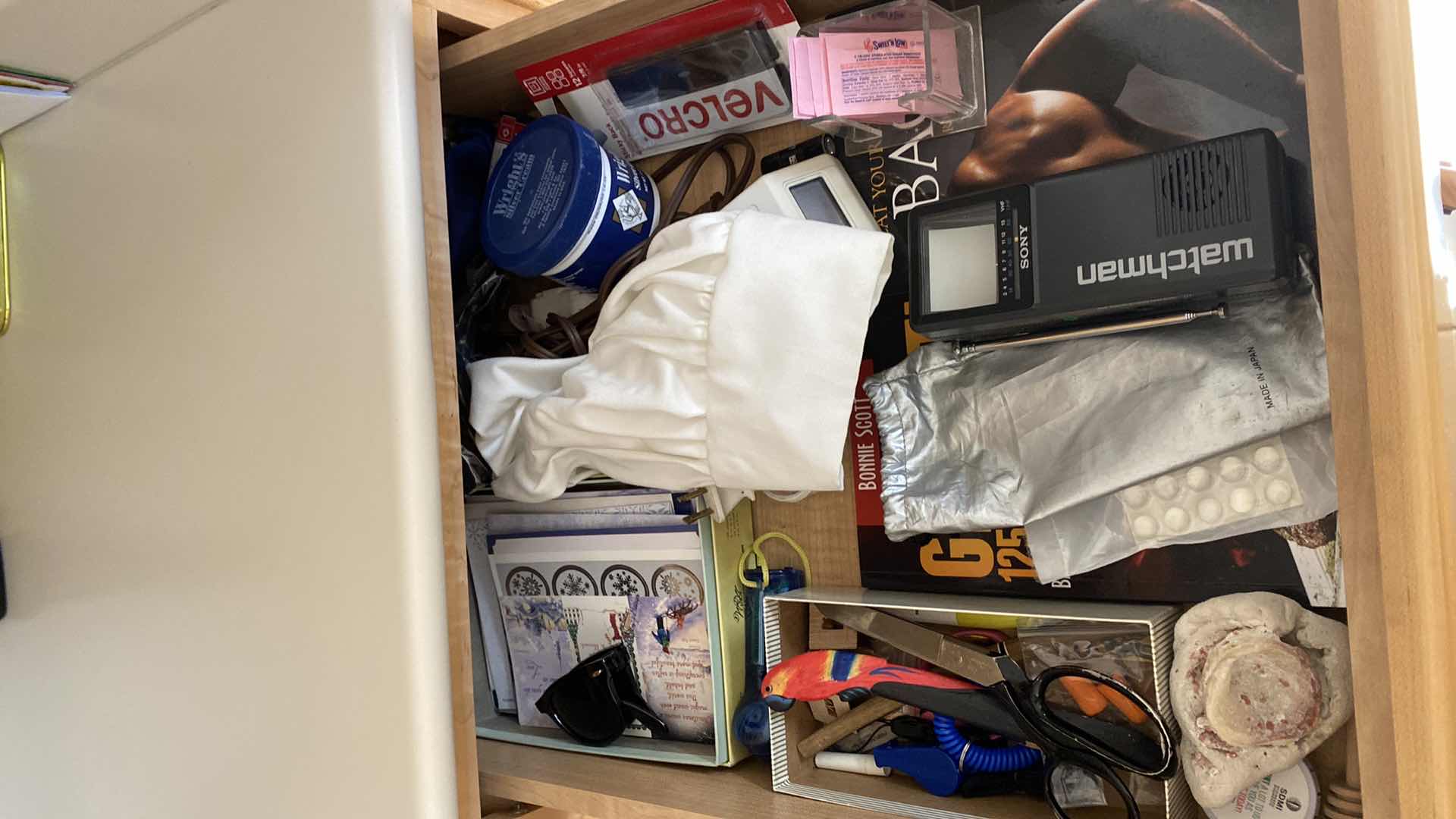 Photo 1 of CONTENTS OF 2 KITCHEN DRAWERS ASSORTED ITEMS