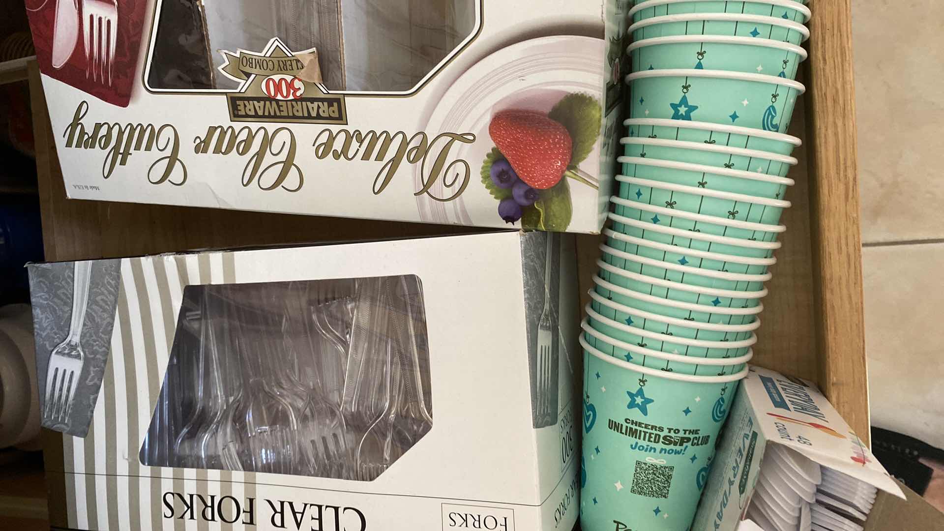 Photo 1 of CONTENTS OF CABINET PAPER GOODS