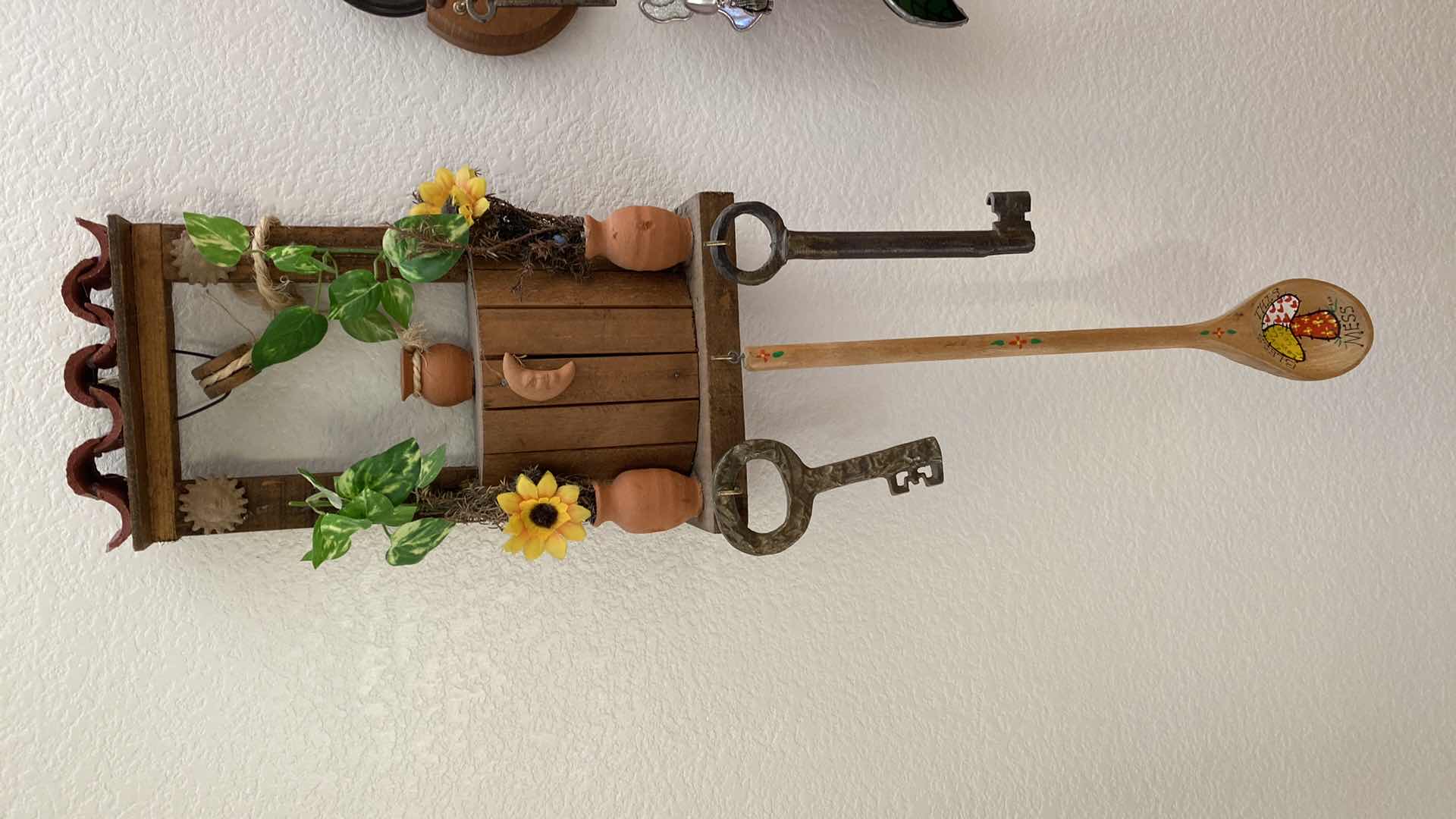 Photo 1 of WALL DECOR COLLECTION WOOD SUNFLOWER 16” x 23”