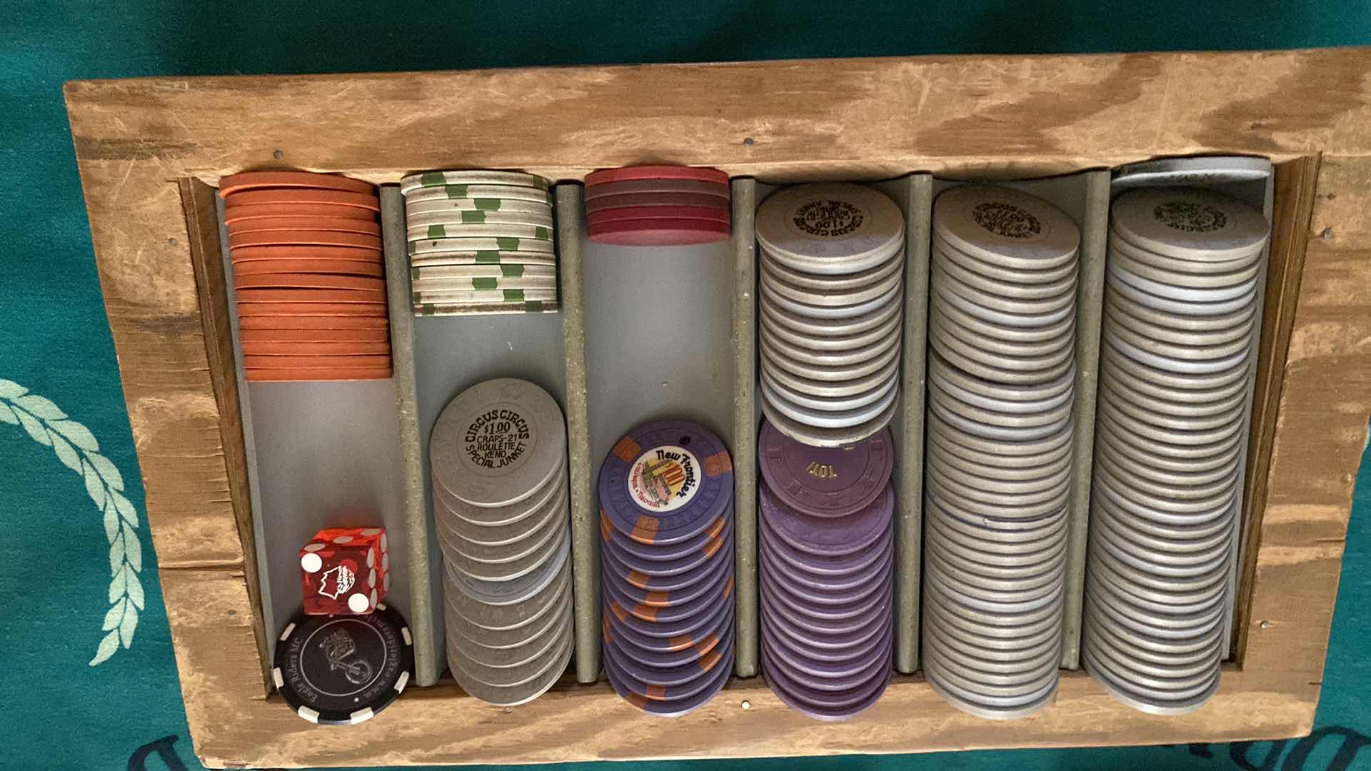 Photo 4 of CASINO MEMORBILIA