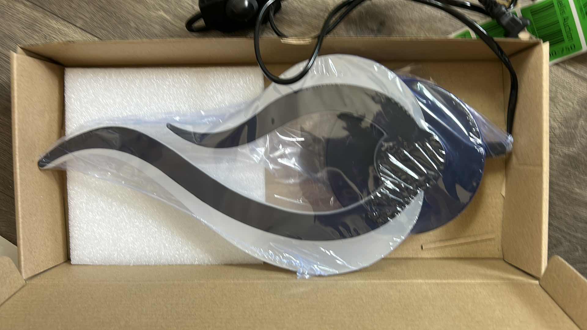 Photo 1 of 2 NEW IN BOX LIGHTLESS DIMMABLE WALL SCONCE H14”