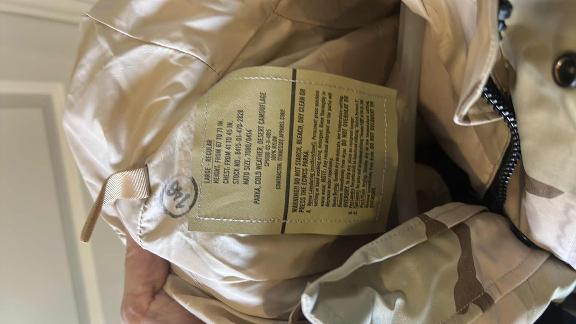 Photo 1 of MENS CAMO JACKET WITH HOOD SIZE L