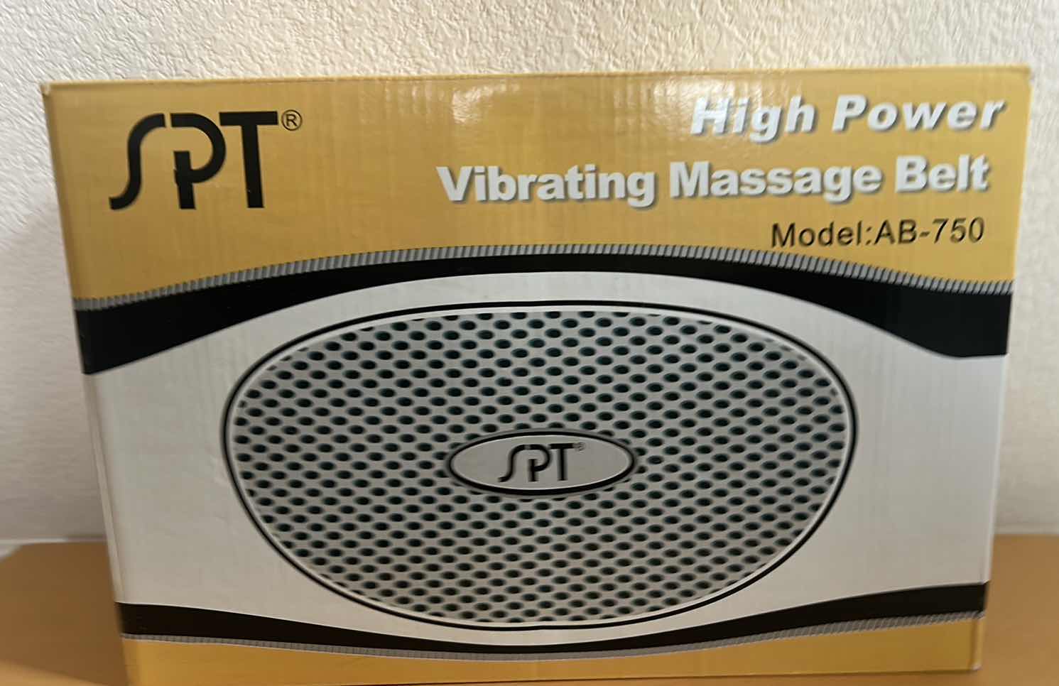 Photo 1 of HIGH POWER VIBRATING MASSAGE BELT