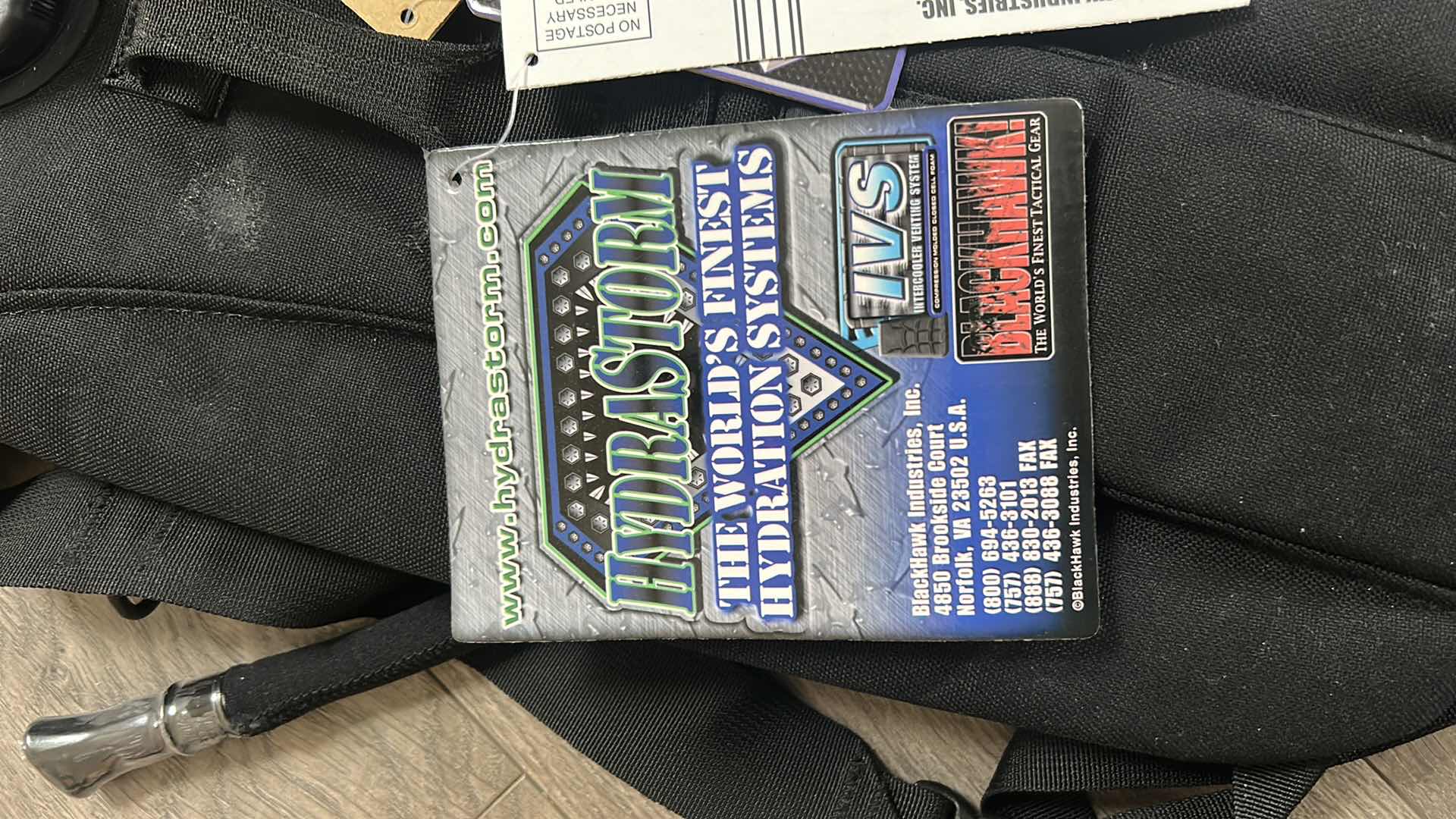 Photo 3 of NEW HYDRA STORM TEMPIST RUNNING/HIKING GEAR