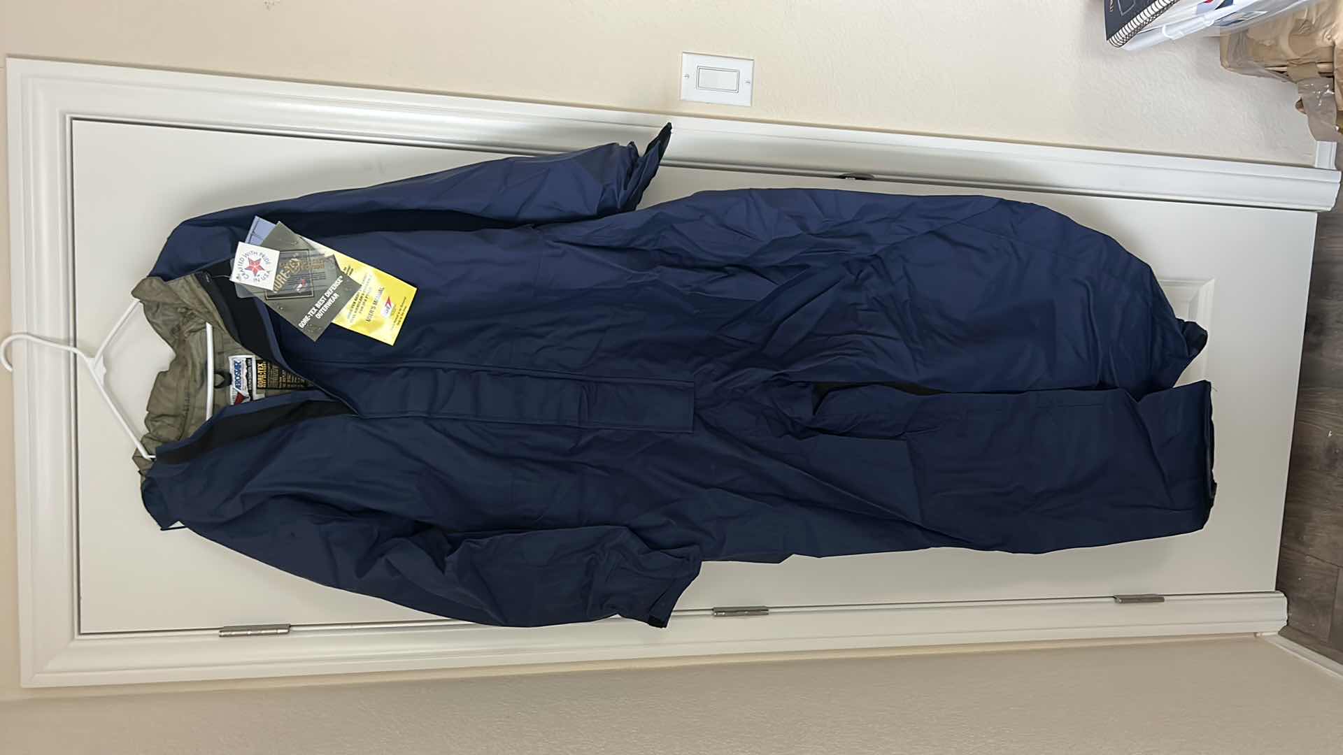 View 1 of NEW AEROSTAR GORE TEX BEST DEFENSE OUTERWEAR SIZE XL