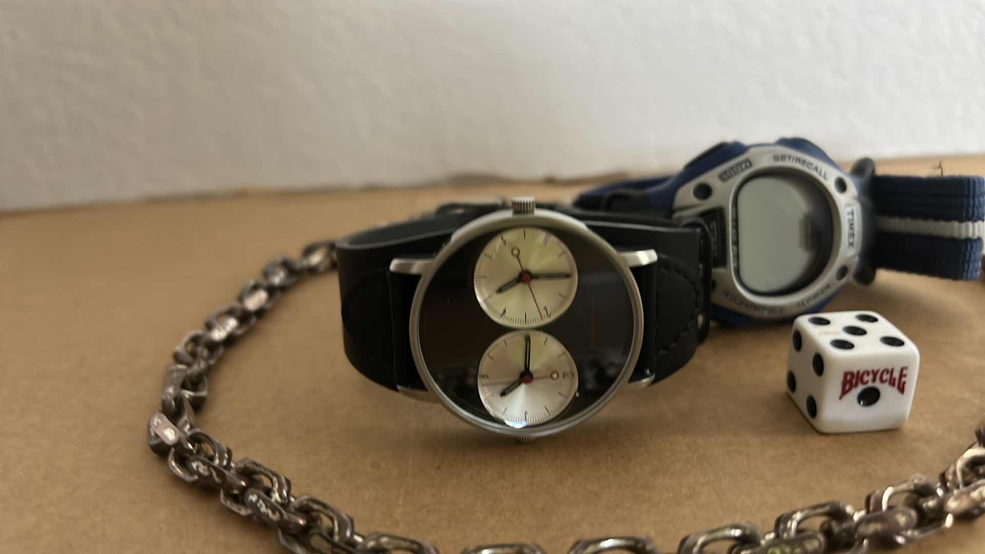 Photo 1 of 2 MENS WATCHES, CHUNKY CHAIN AND DIE