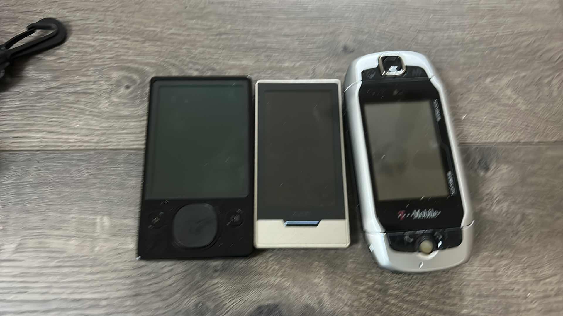 Photo 1 of ELECTRONICS ASSORTMENT