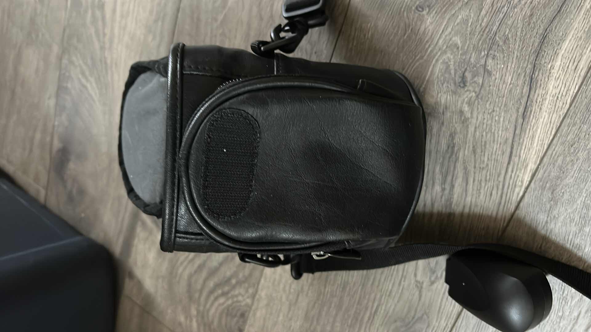 Photo 1 of ELECTRONICS ASSORTMENT