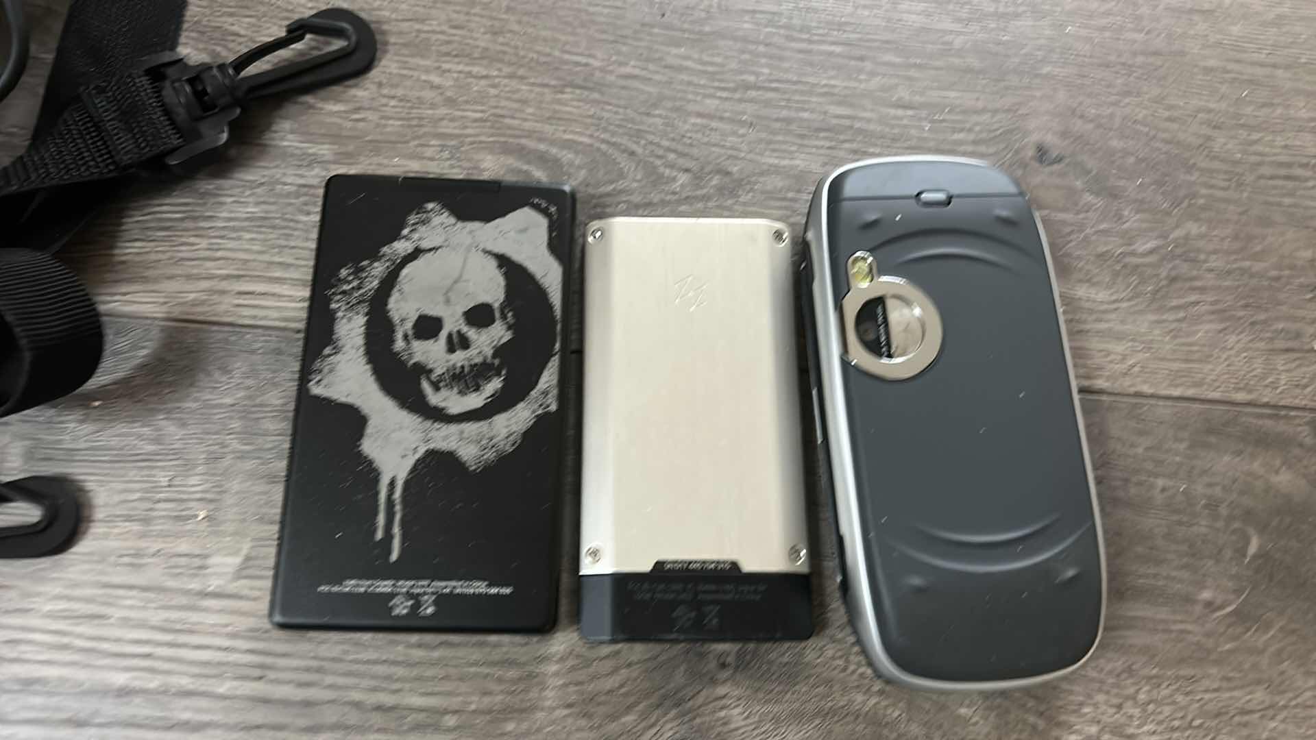 Photo 1 of ELECTRONICS ASSORTMENT