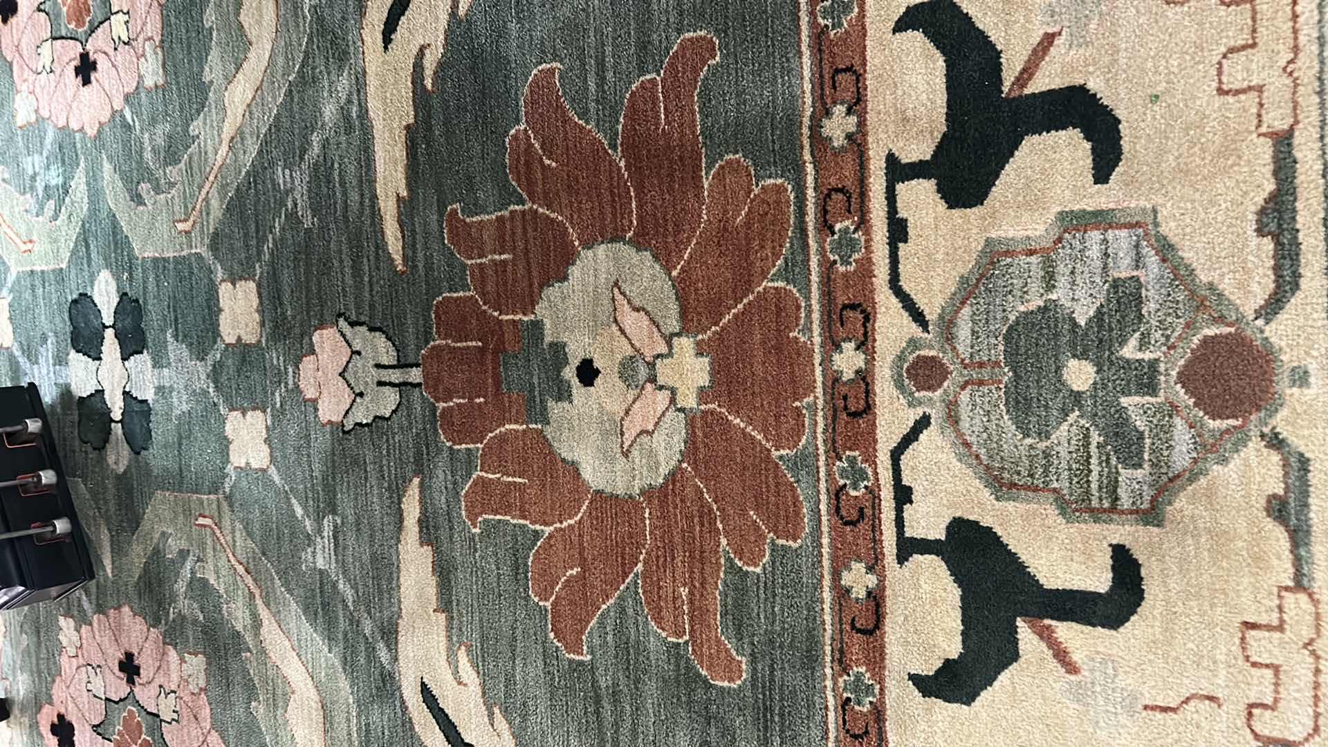 Photo 4 of AREA RUG WOOL HAND LOOMED 9’ x 9’