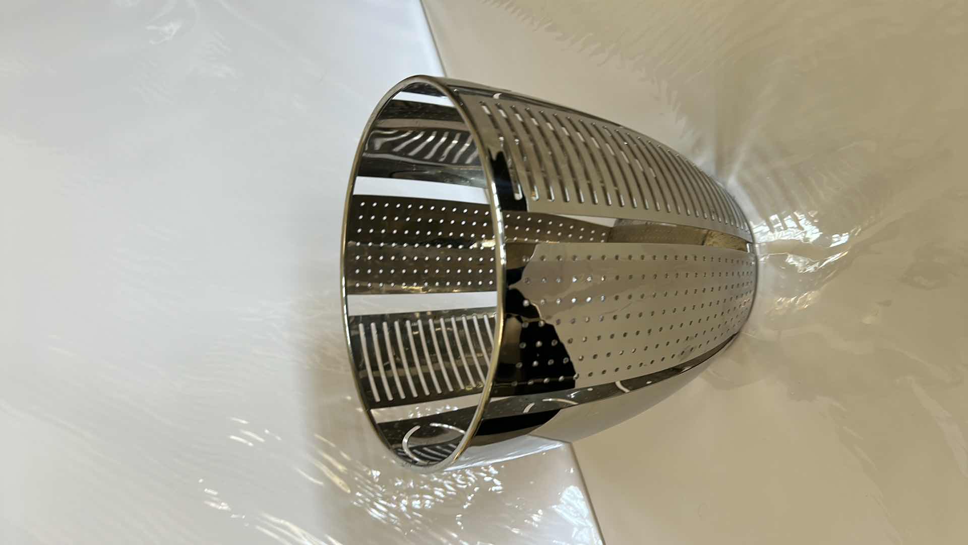 Photo 3 of ALESSIO ITALY INOX 18/10 SILVER BUCKET H9”