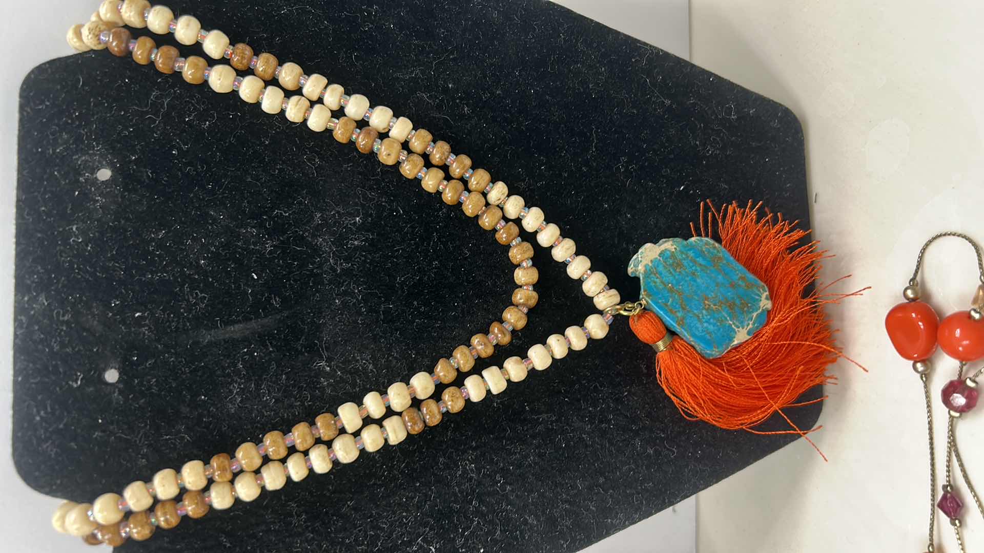 Photo 3 of COSTUME JEWELRY- 3 NECKLACES